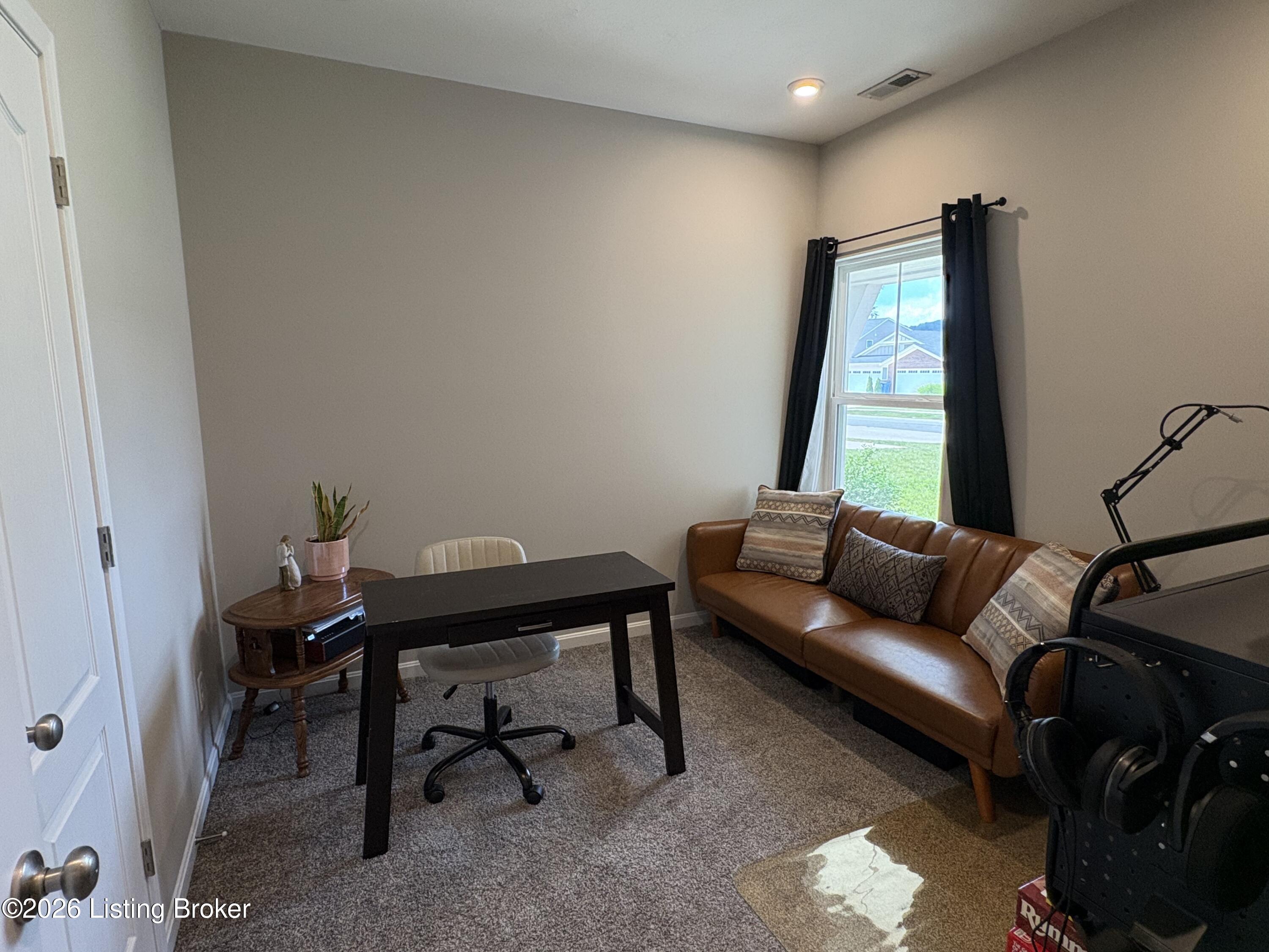 147 Harvest Moon Ct Property Photo 18
