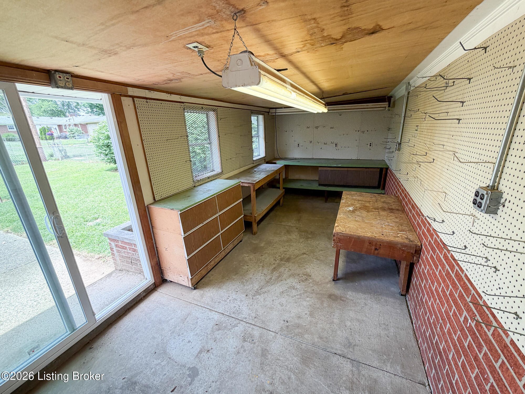 1813 Wesley Ave Property Photo 23