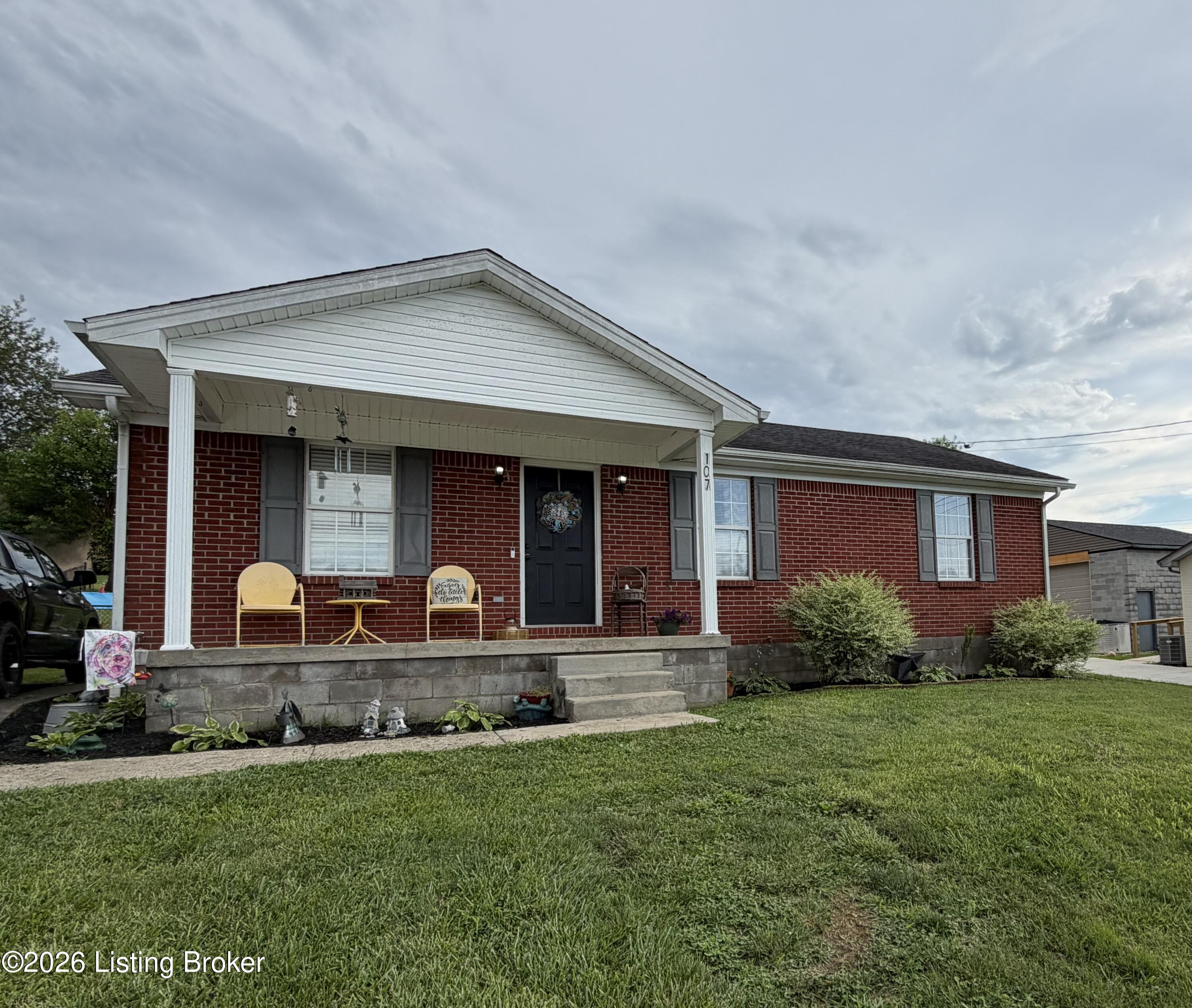 107 Watts Ct Property Photo 31