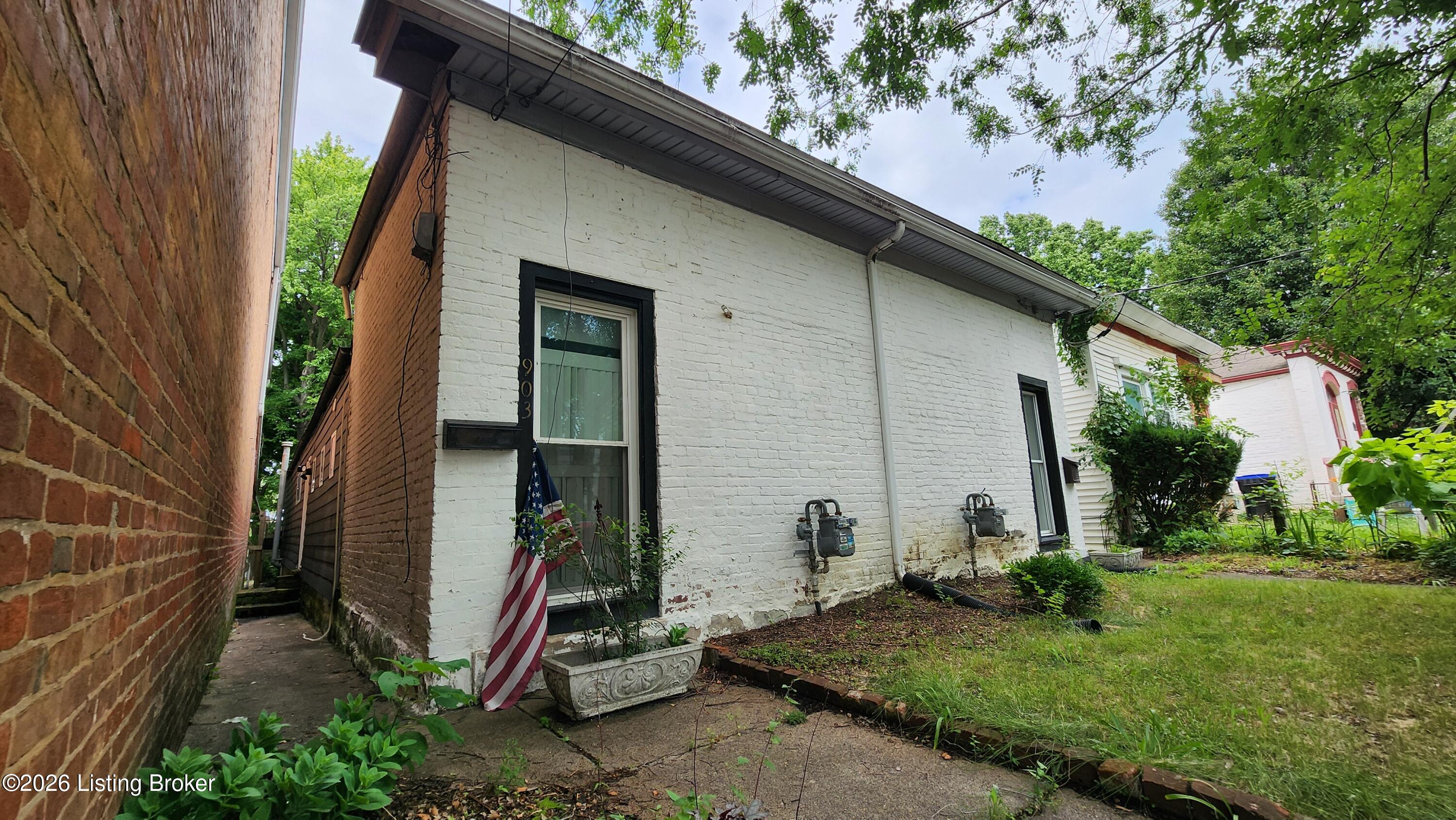 903 Franklin St