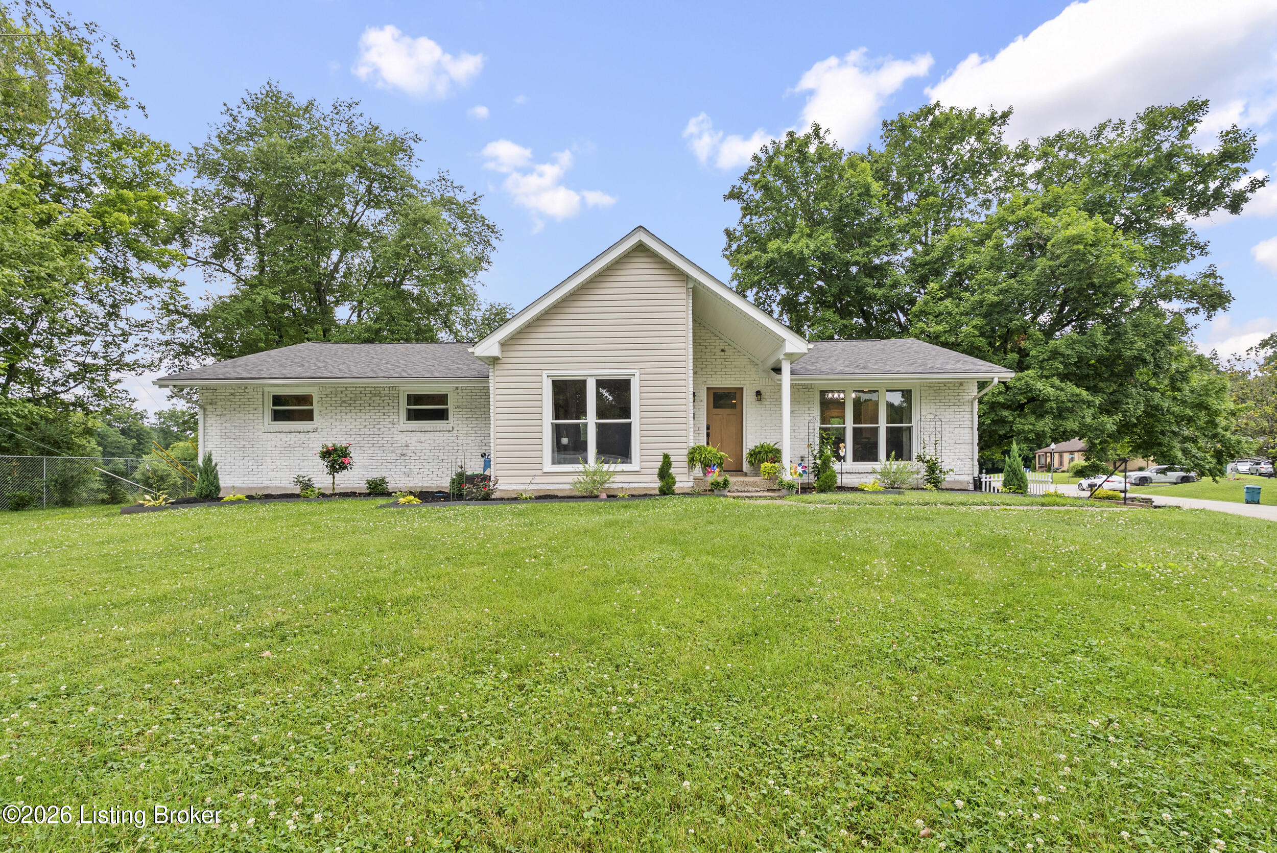 8715 Us Highway 42 Property Photo 1