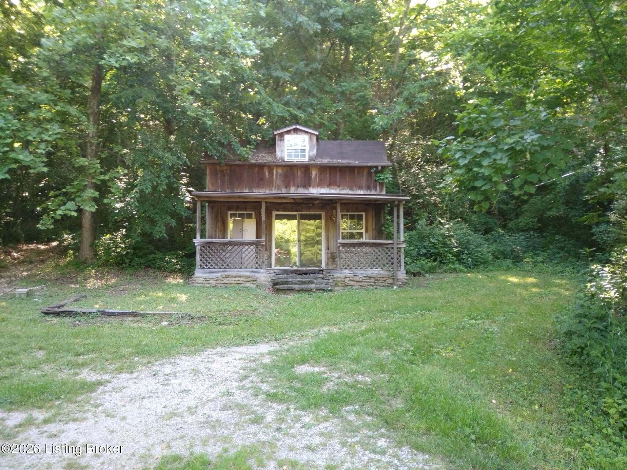 1010 N Spillman Ln Property Photo 8