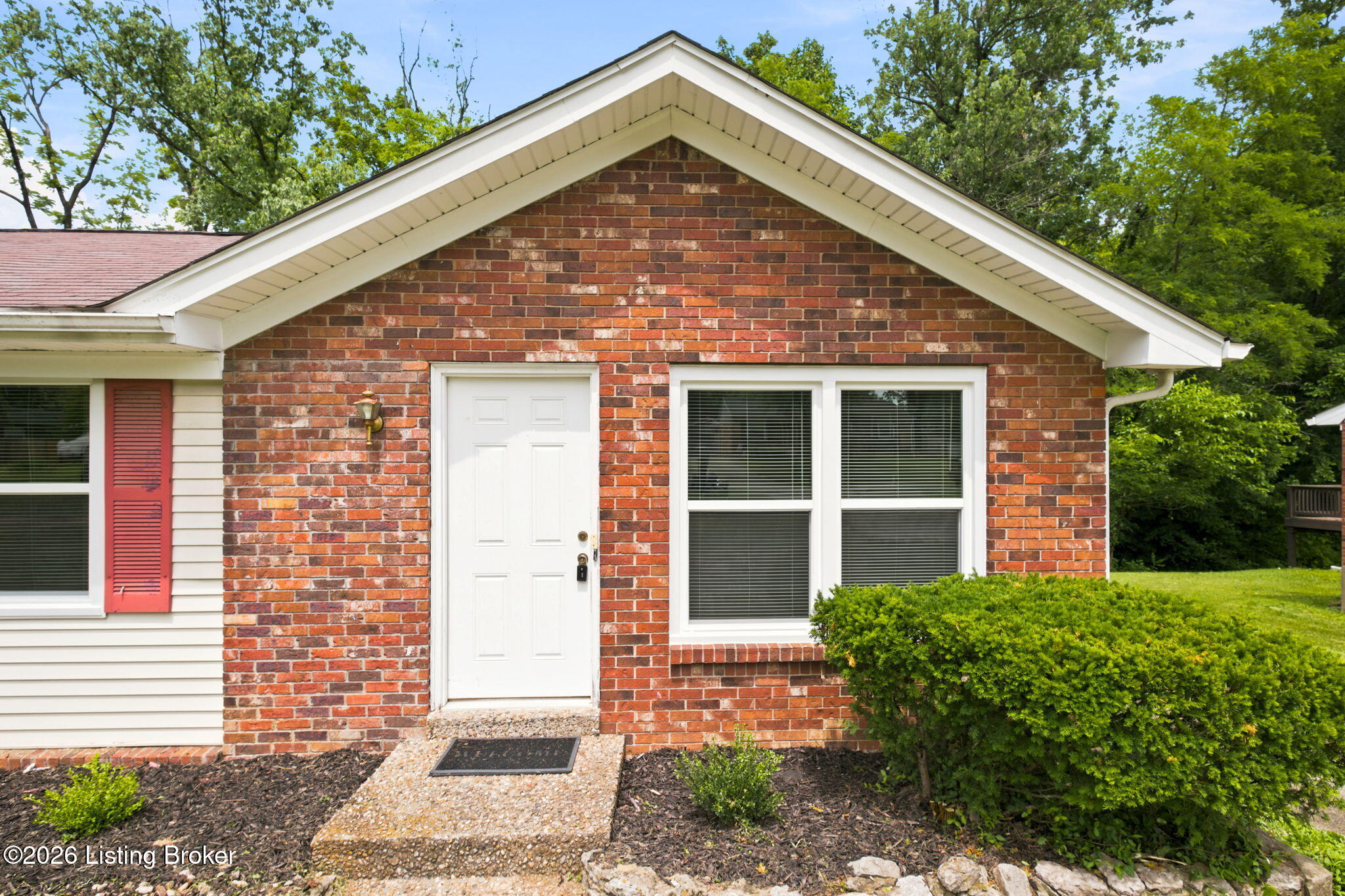 5406 Windy Willow Dr Property Photo 4