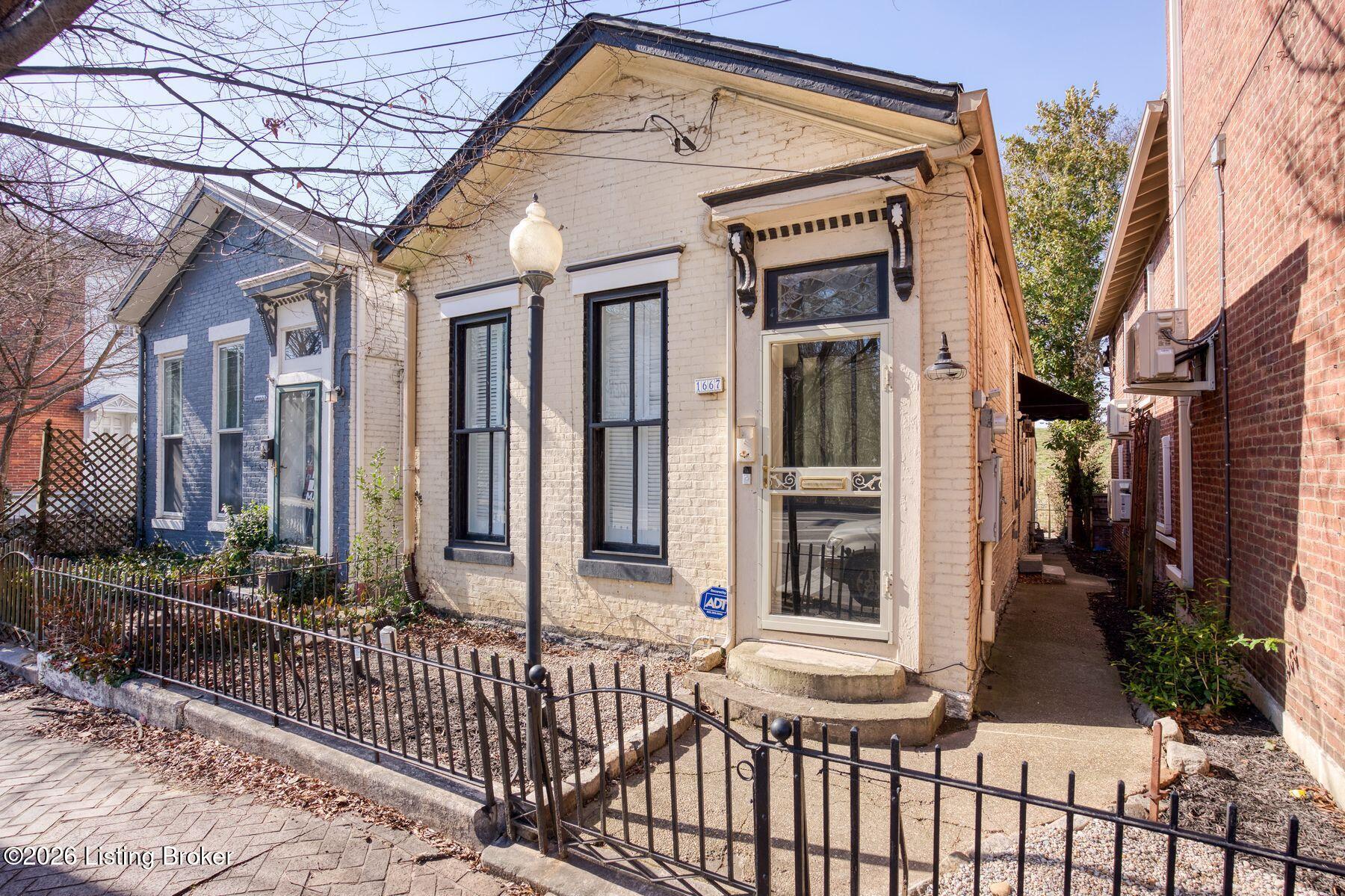 1667 Story Ave Property Photo 3