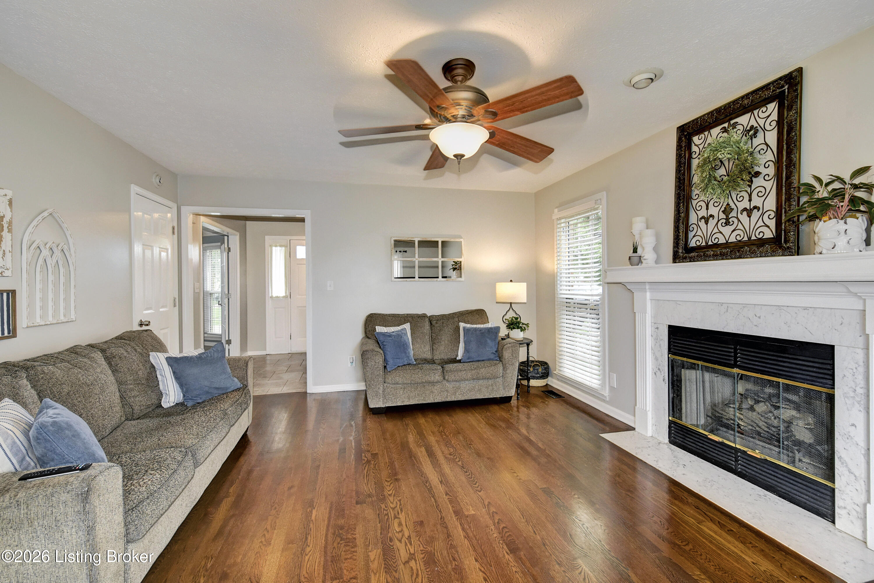 4924 Hunters Point Cir Property Photo 7