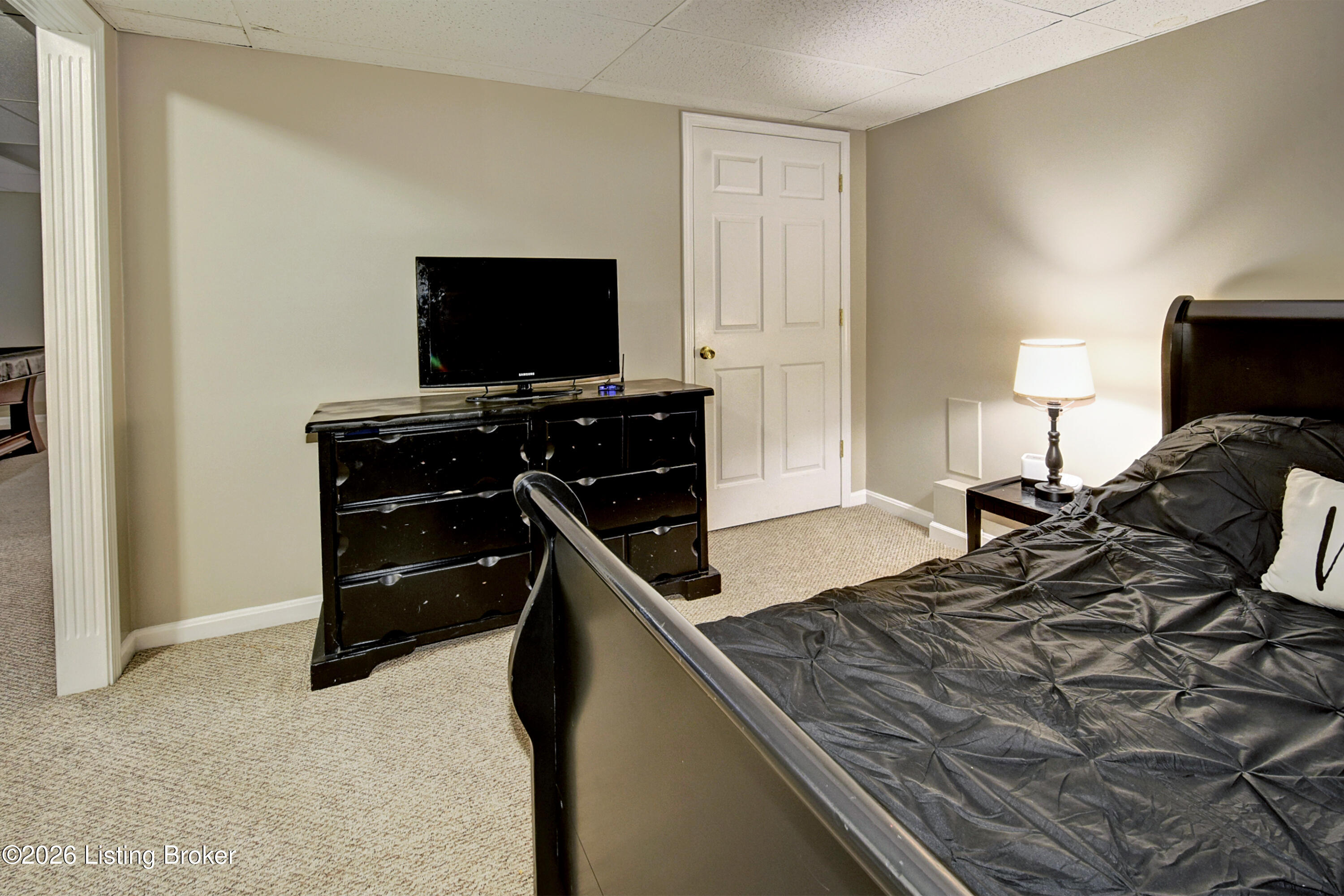 4924 Hunters Point Cir Property Photo 31