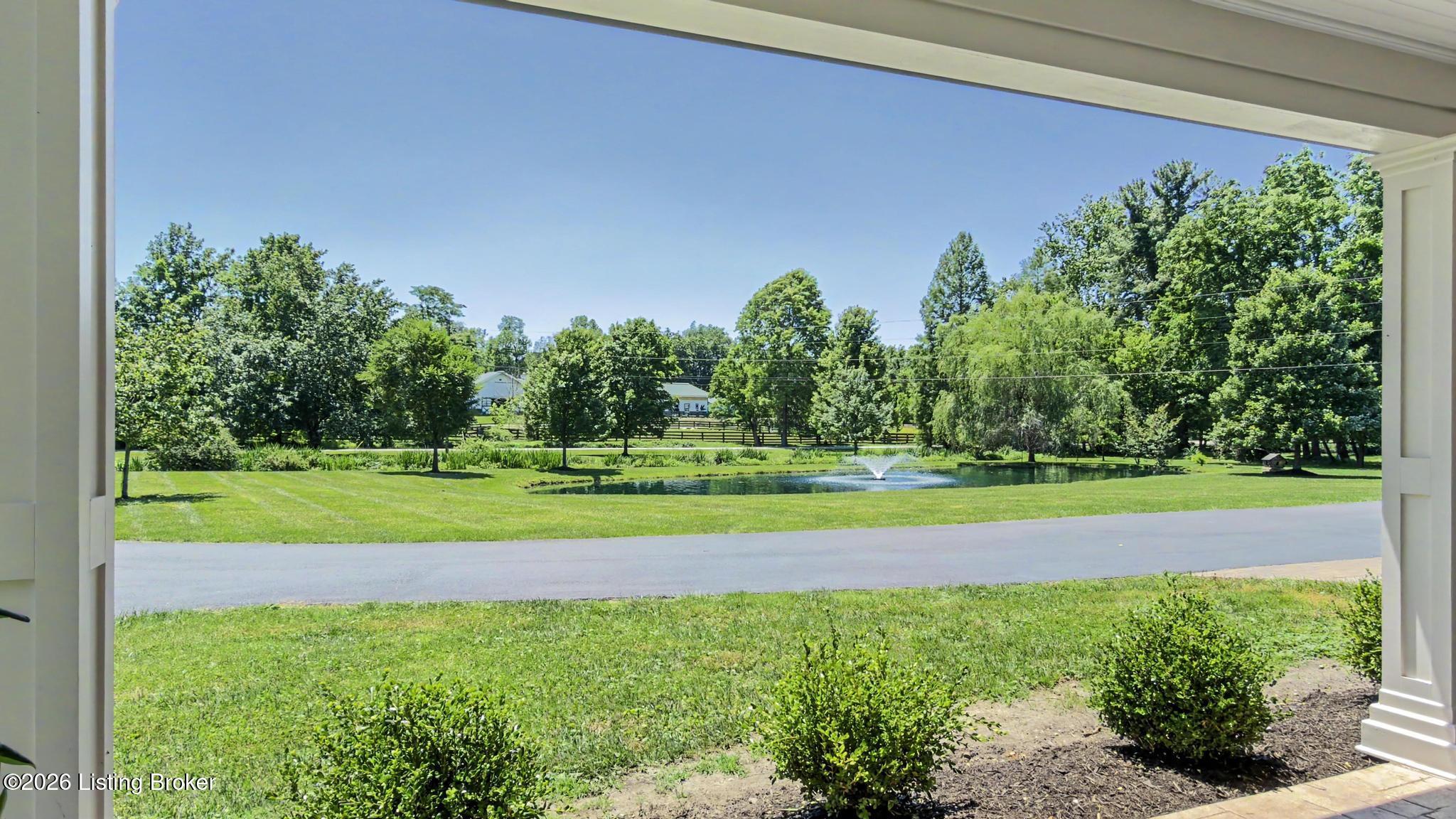 12407 Lucas Ln Property Photo 9