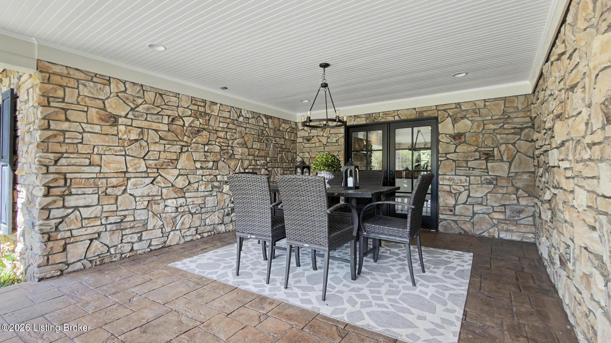 12407 Lucas Ln Property Photo 12