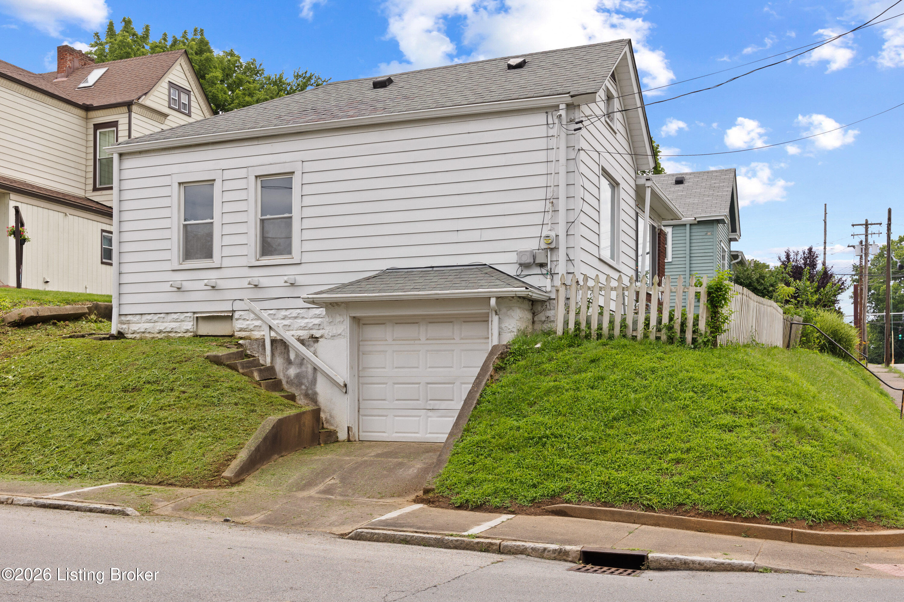128 S Ewing Ave Property Photo 24