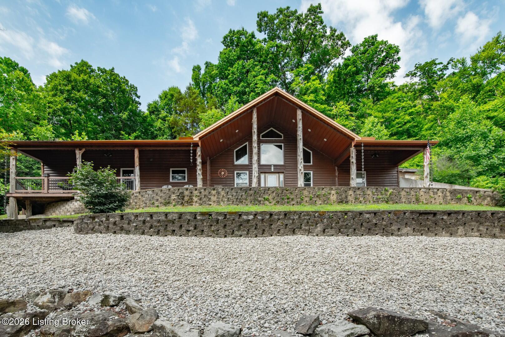 2086 Martin Pierce Rd Property Photo 1