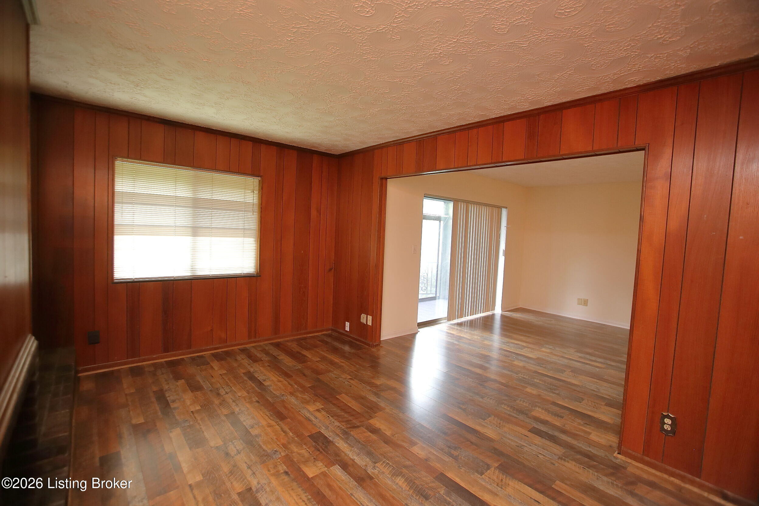 1602 Gardiner Ln 233 Property Photo 11