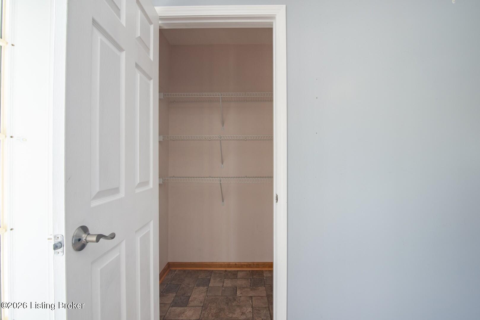 164 Carlton Ct Property Photo 18