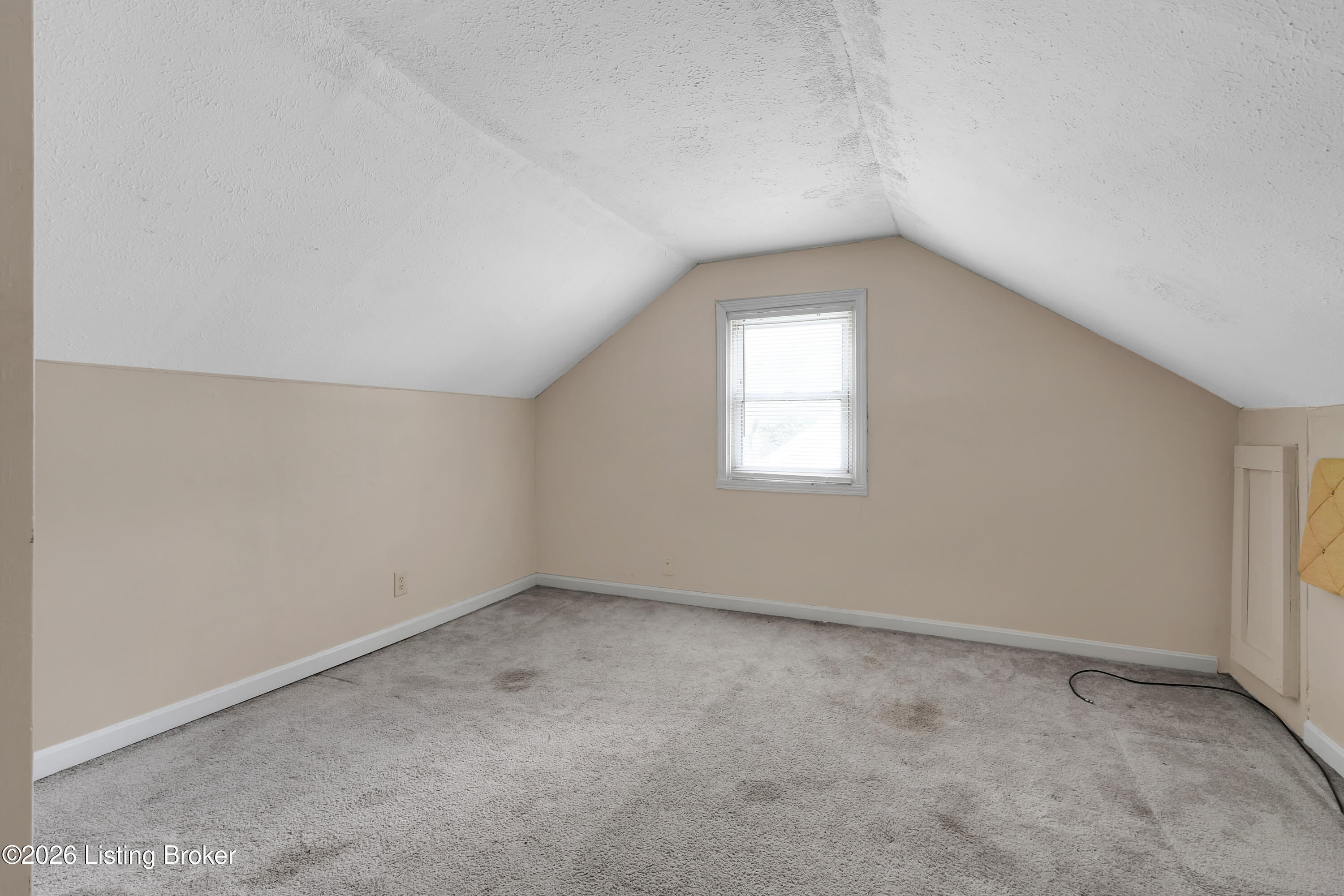 1721 Model Rd Property Photo 27