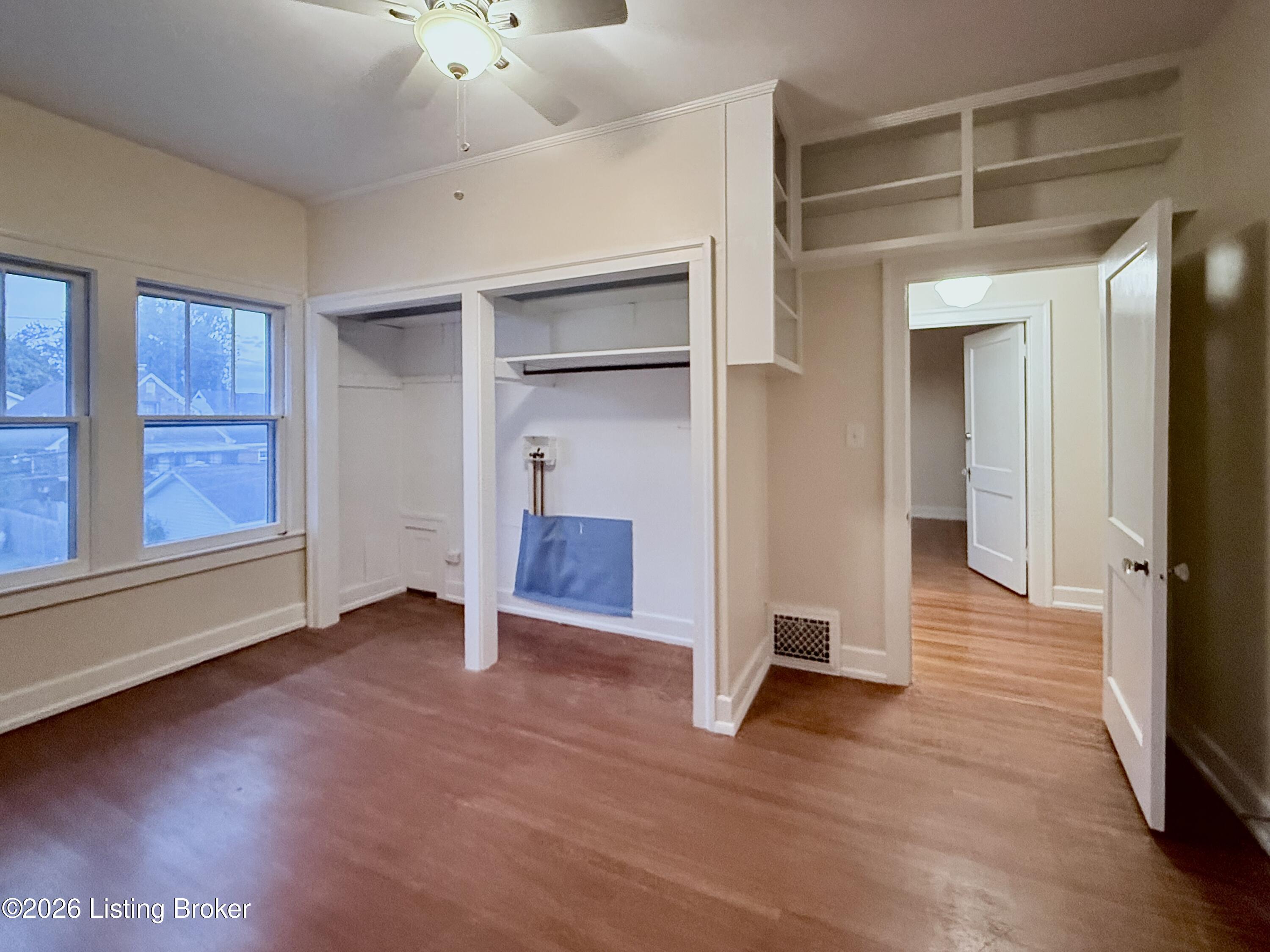 2306 Woodbourne Ave Apt 8 Property Photo 9