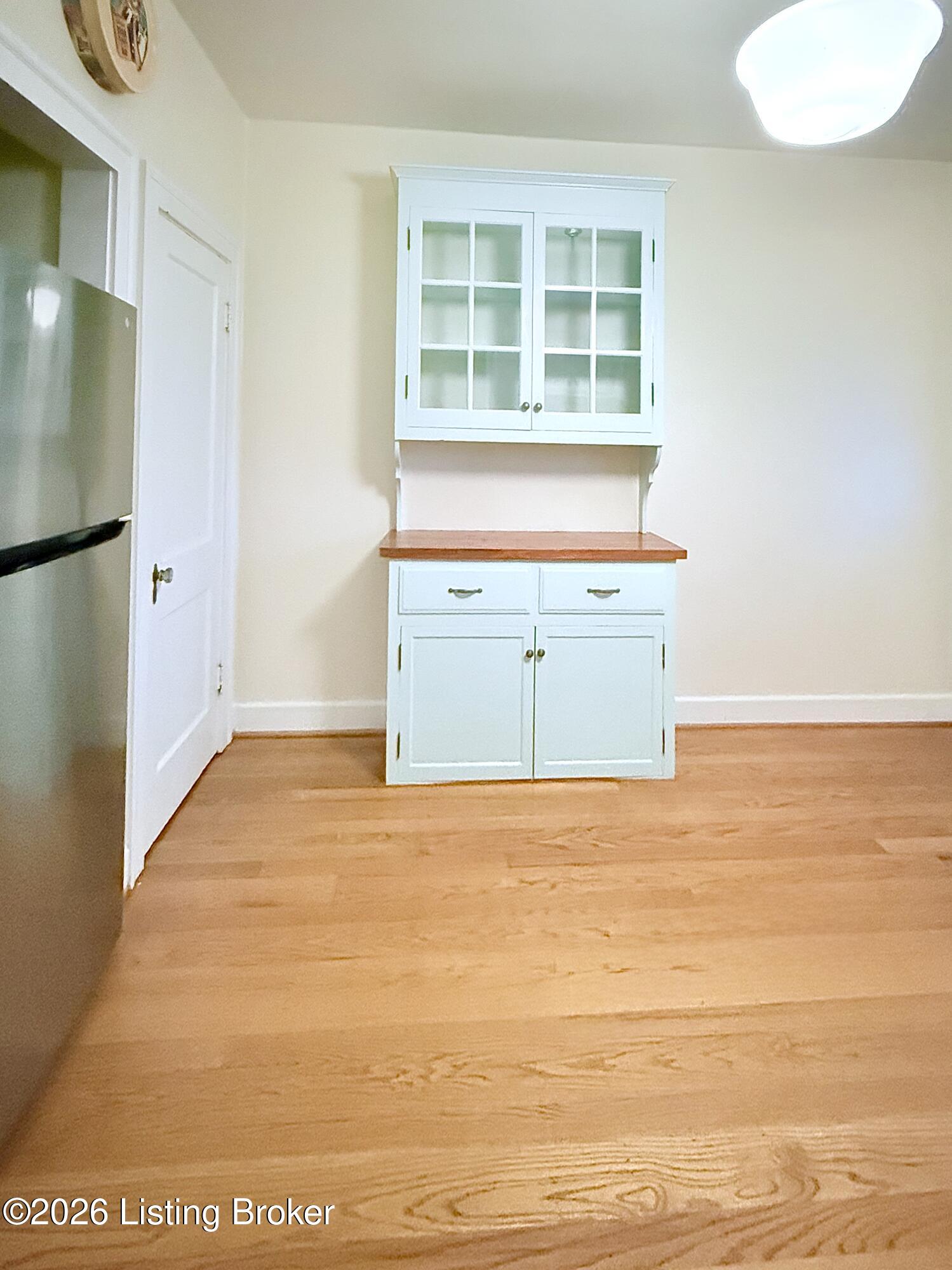 2306 Woodbourne Ave Apt 8 Property Photo 11