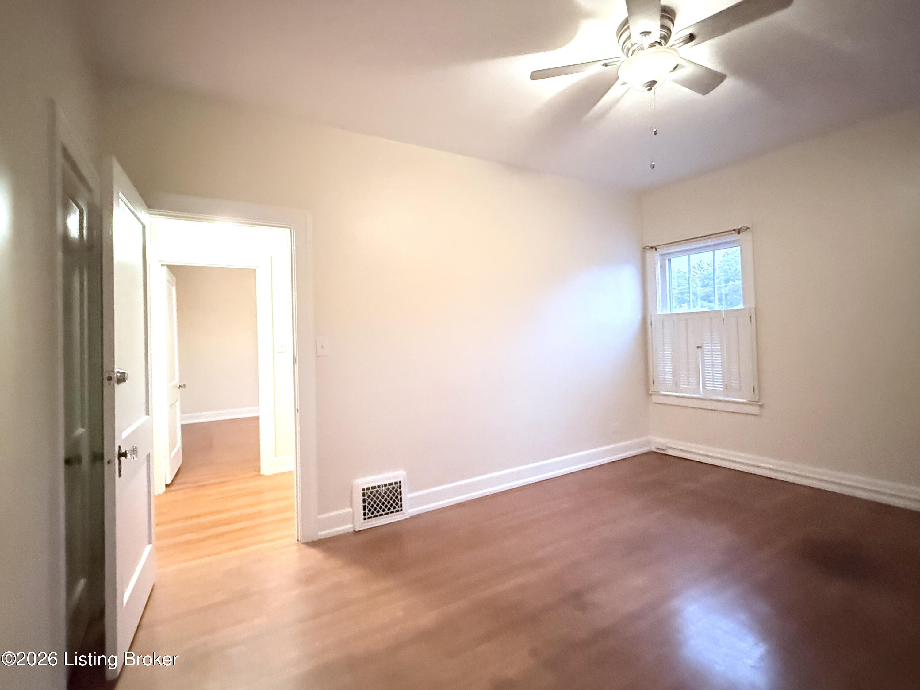 2306 Woodbourne Ave Apt 8 Property Photo 19