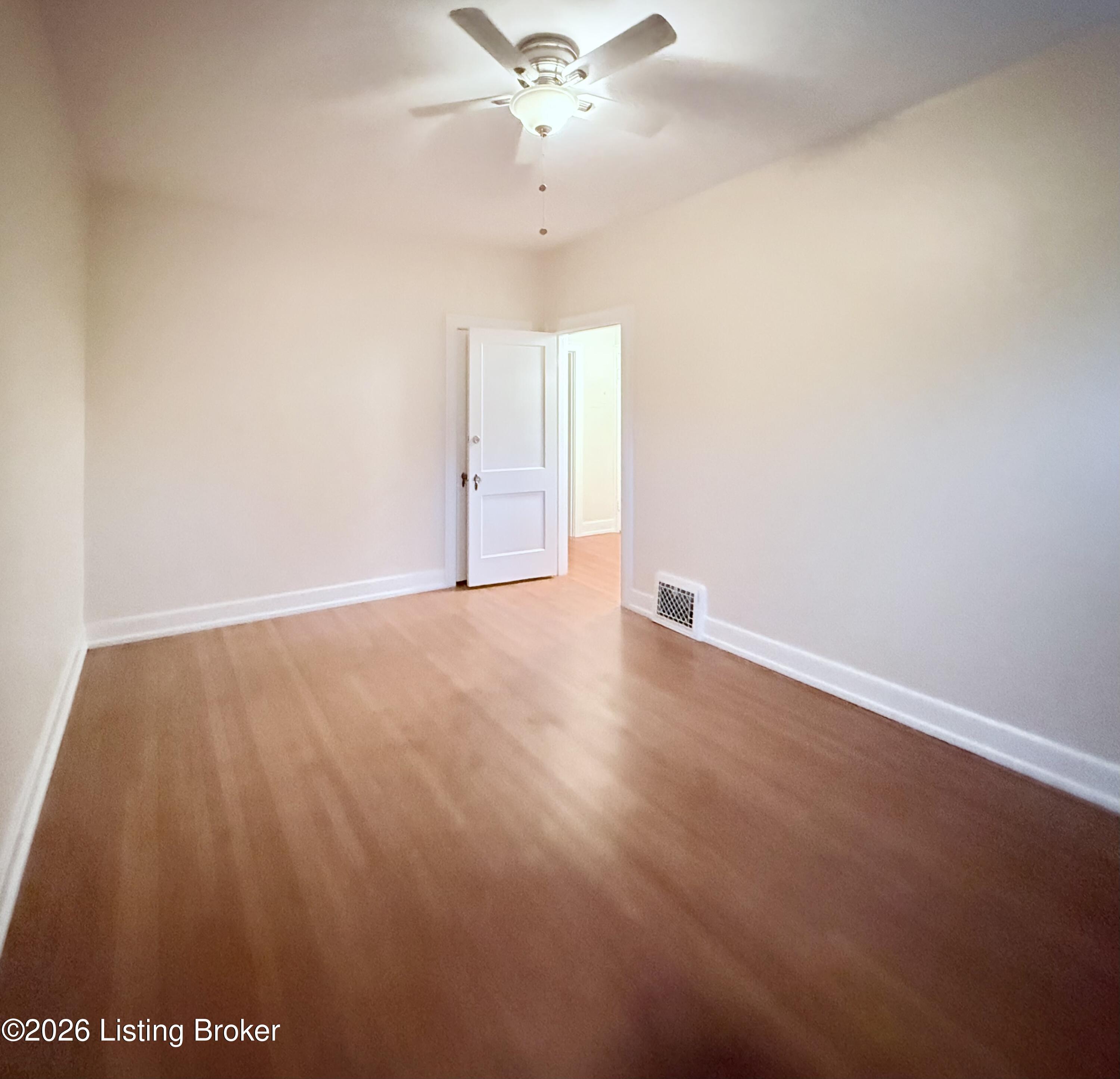 2306 Woodbourne Ave Apt 8 Property Photo 21