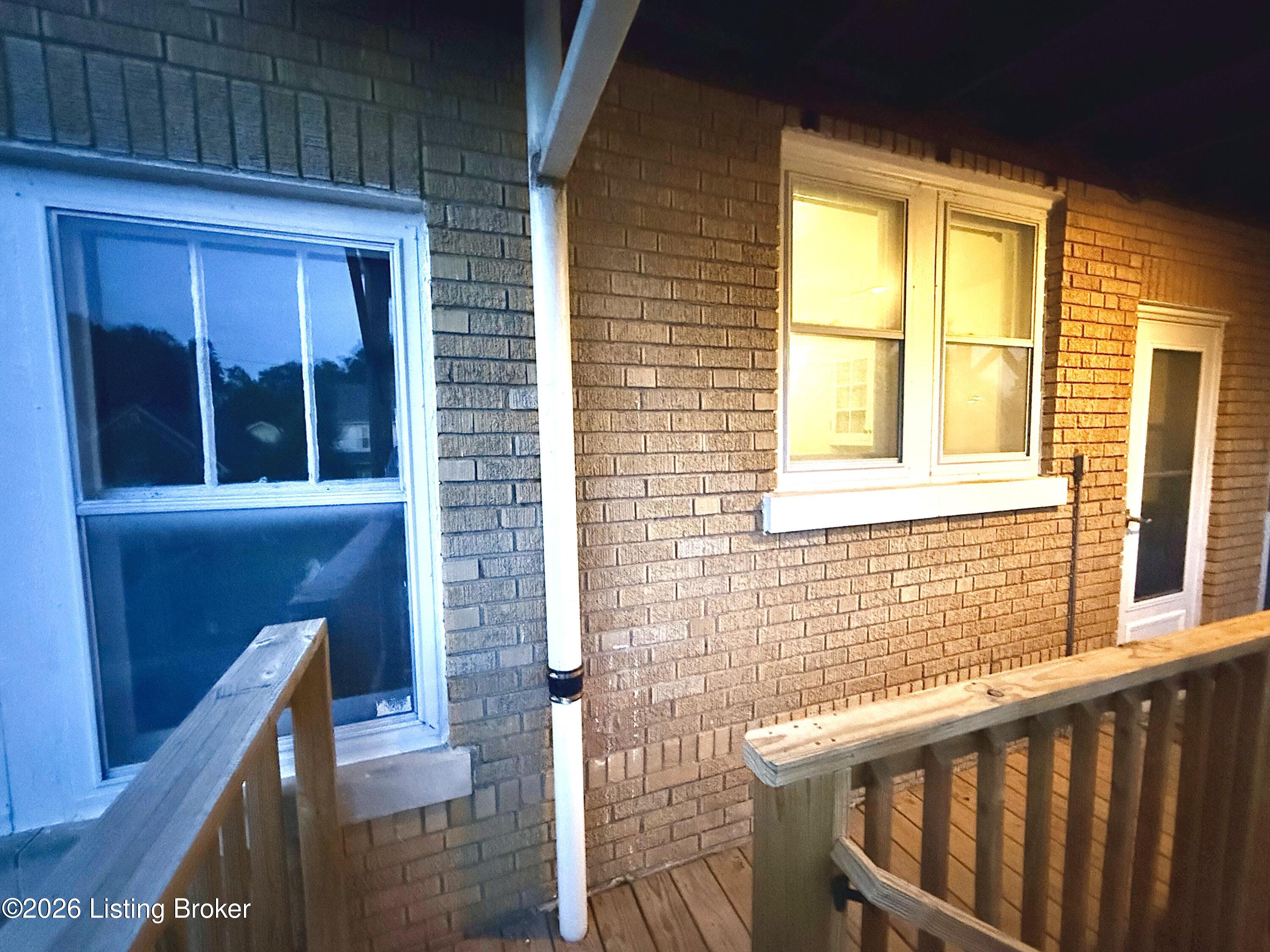 2306 Woodbourne Ave Apt 8 Property Photo 23