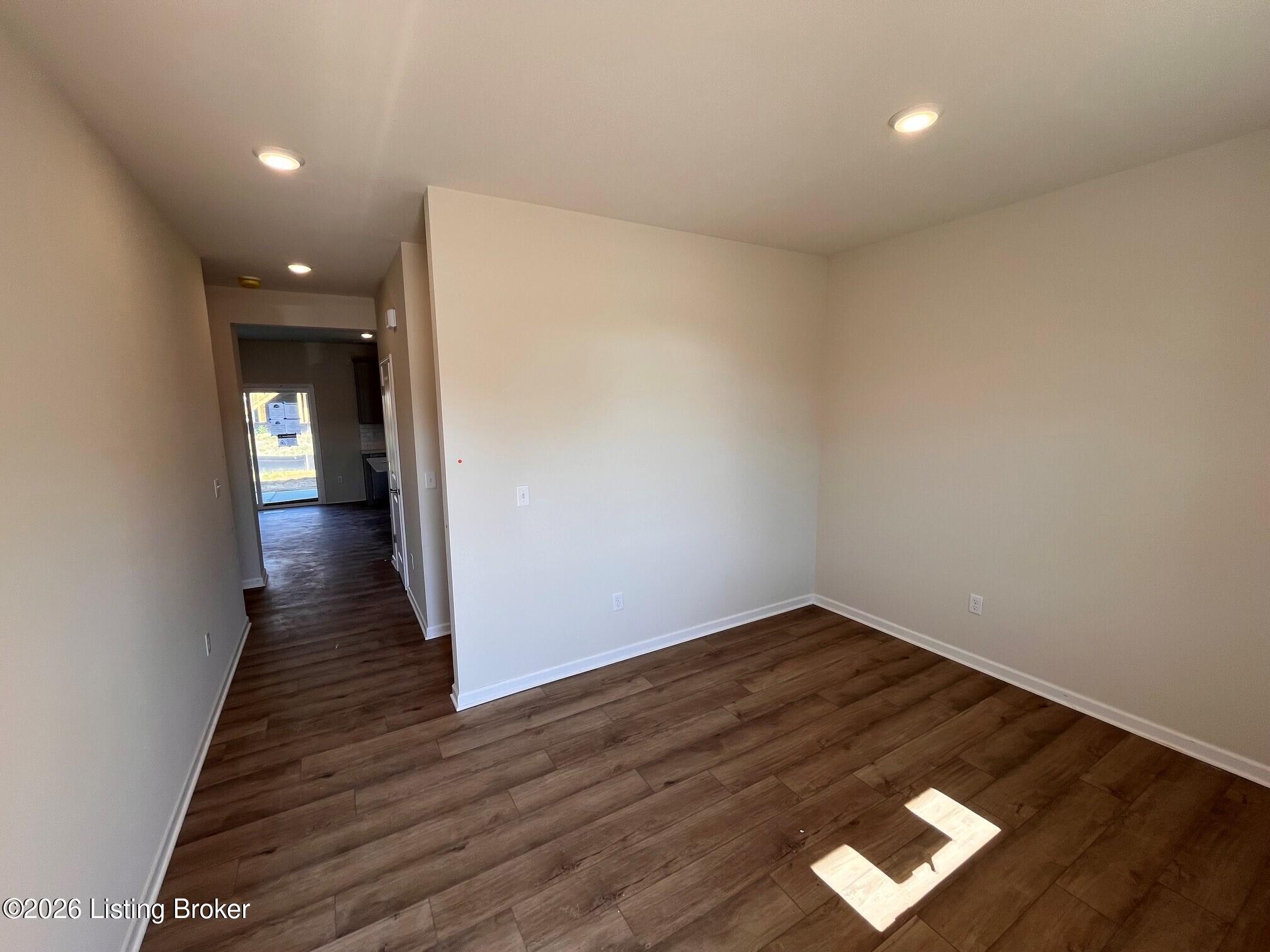 8413 Hollis View Way Property Photo 4