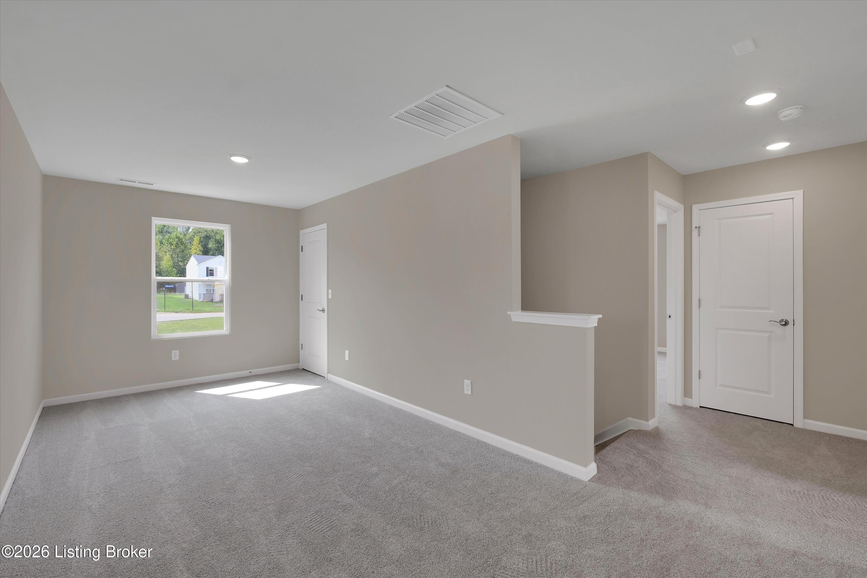 8413 Hollis View Way Property Photo 16