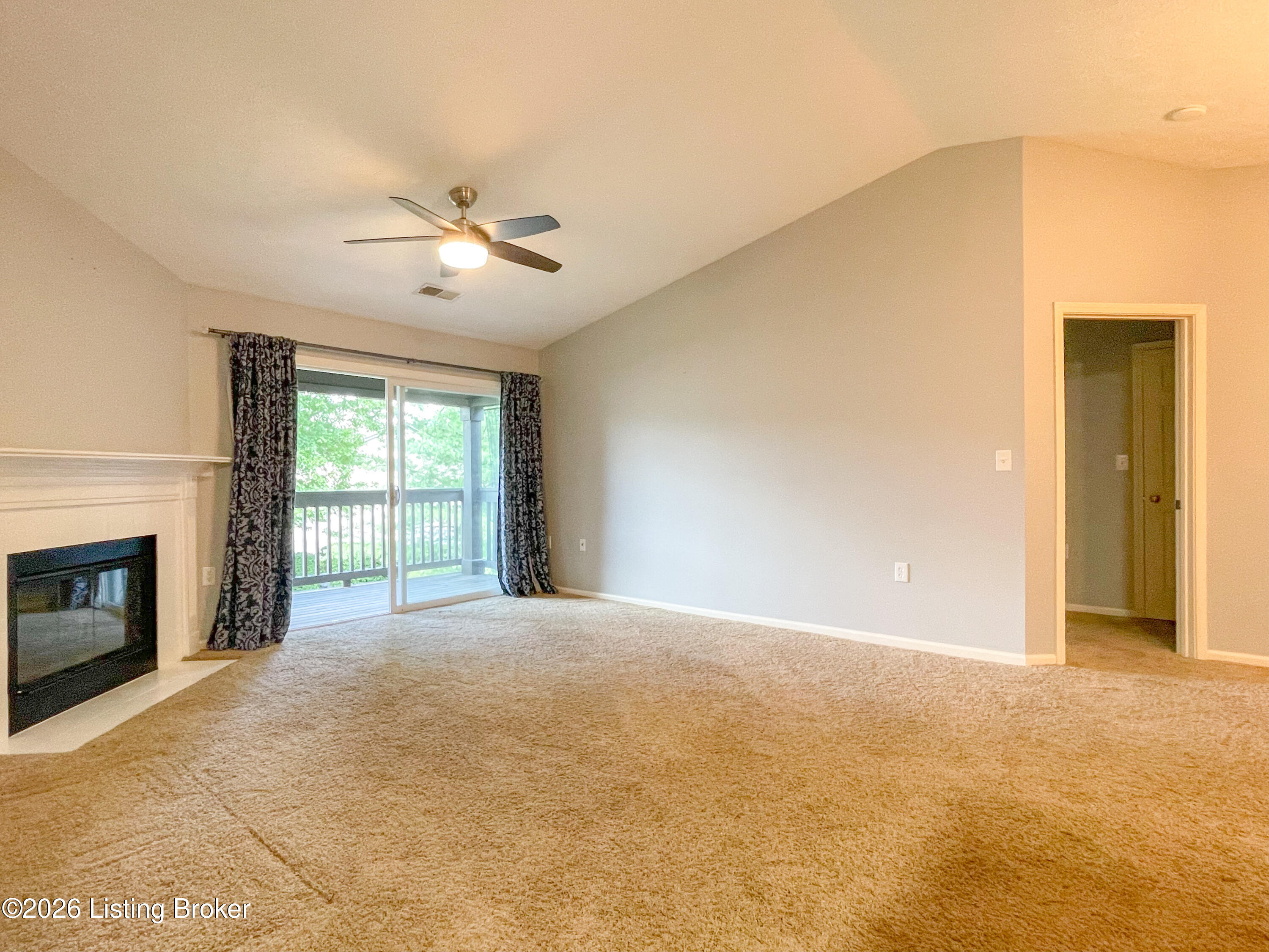 5305 Pacer Ln 204 Property Photo 4
