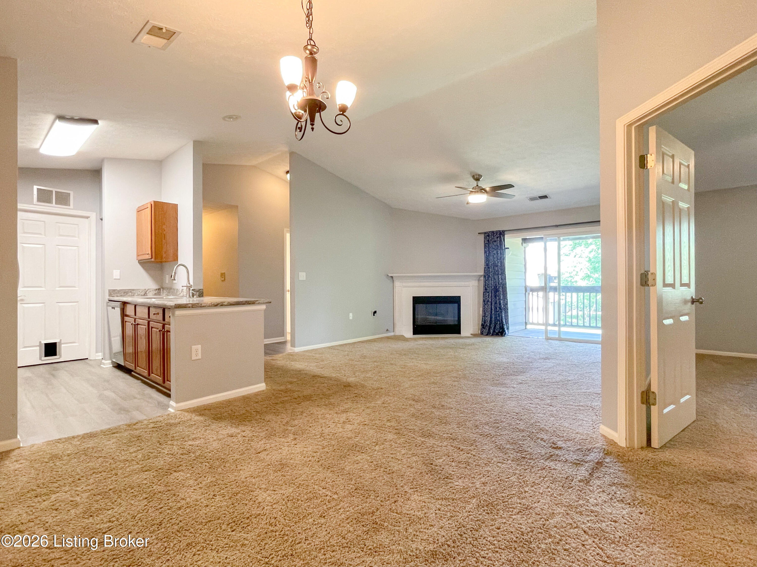 5305 Pacer Ln 204 Property Photo 6