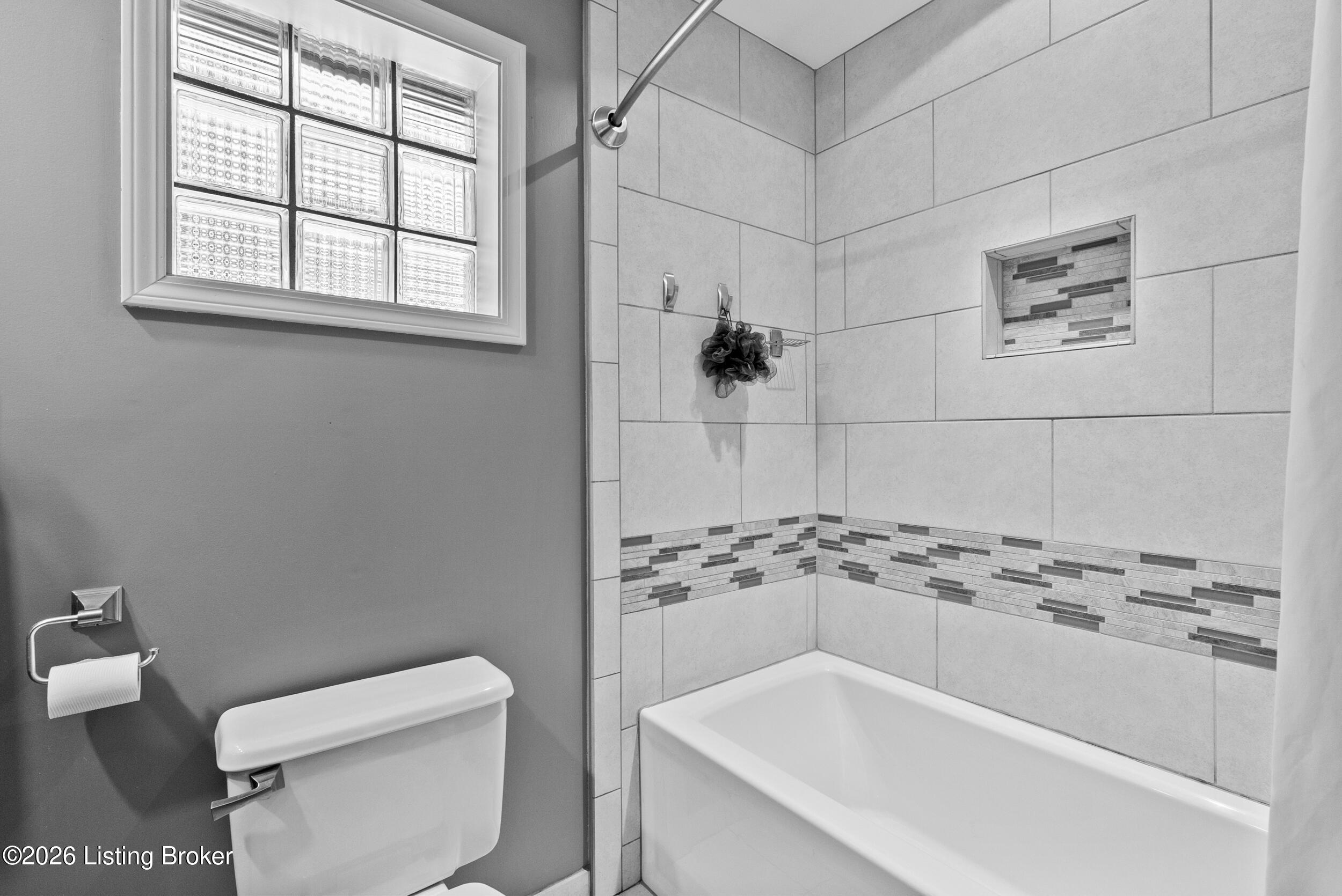 8215 Arnoldtown Rd Property Photo 31