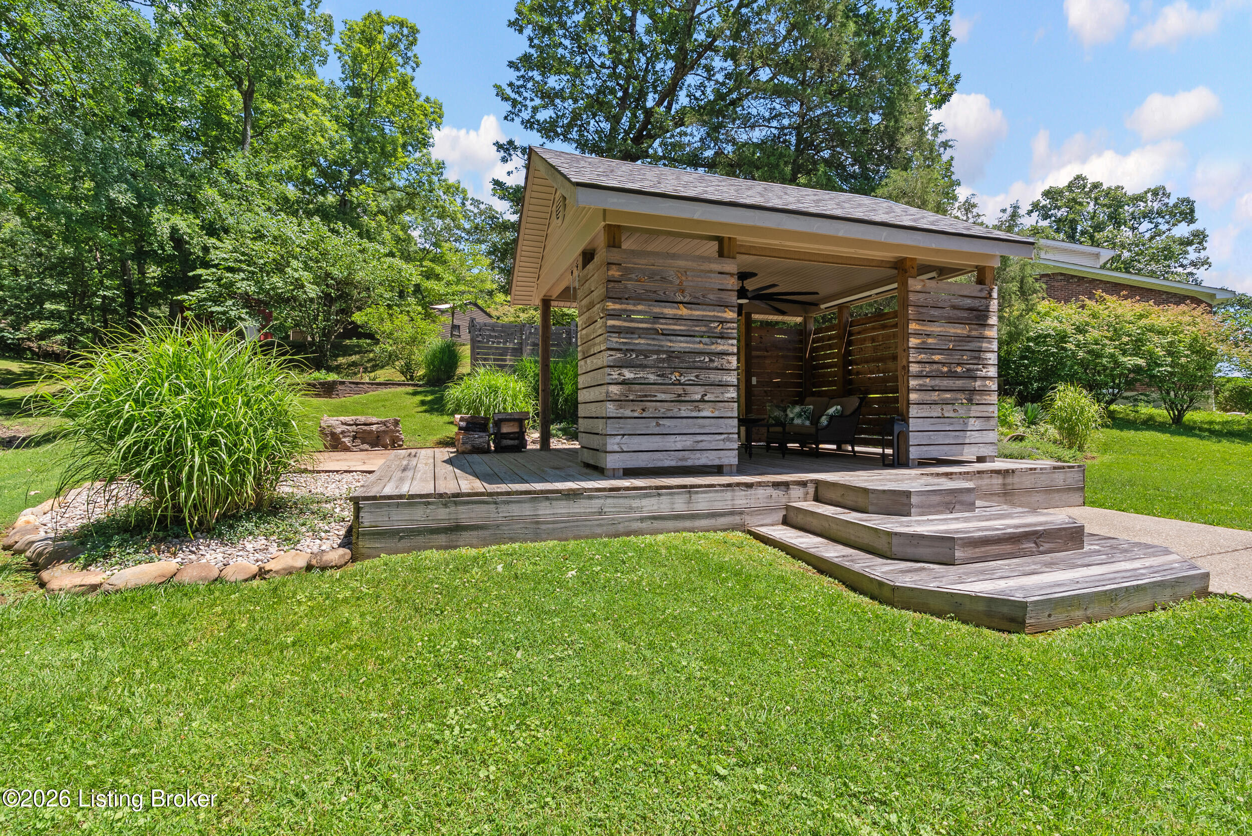 8215 Arnoldtown Rd Property Photo 49