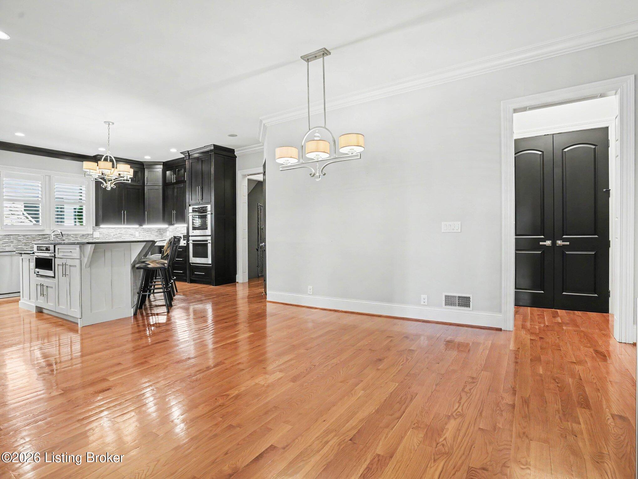 8909 Dolls Eyes St Property Photo 19