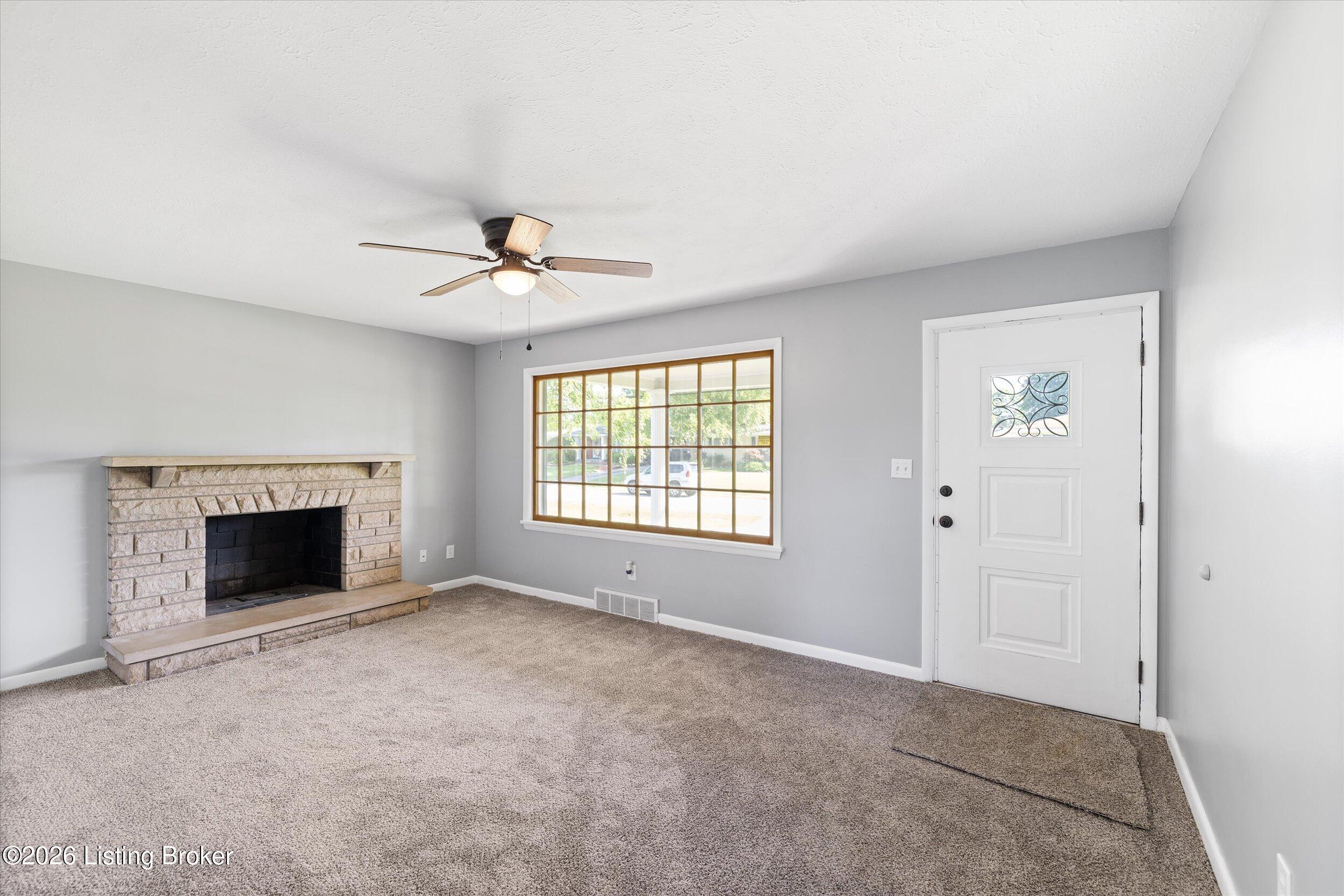 5212 Mercury Dr Property Photo 7