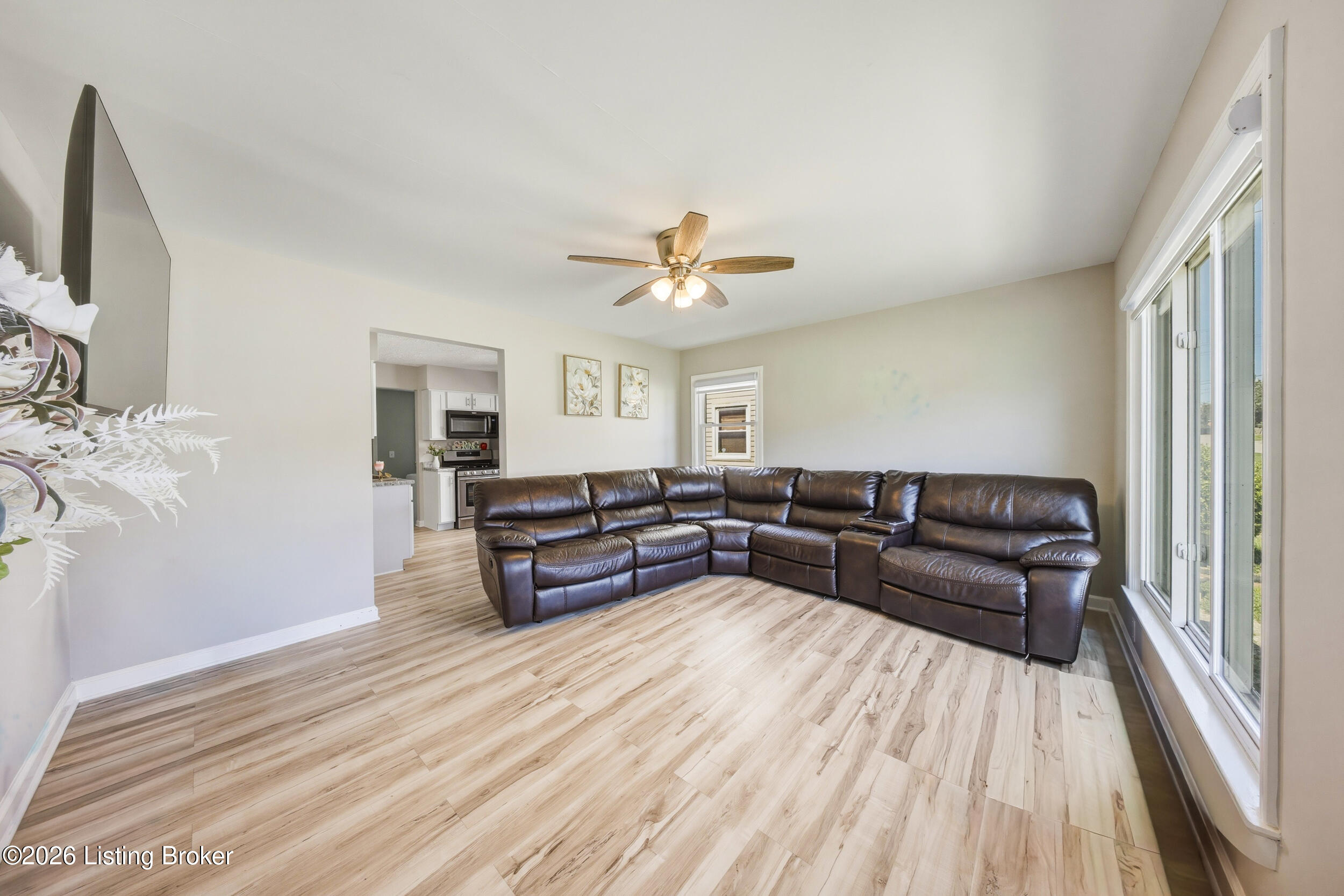 1794 Wilart Dr Property Photo 7
