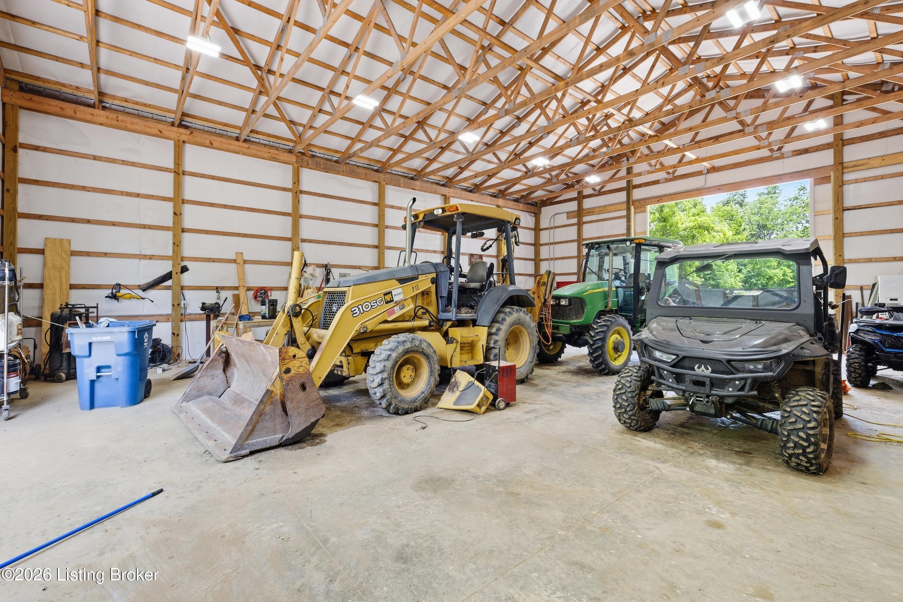 1411 Barebone Rd Property Photo 6