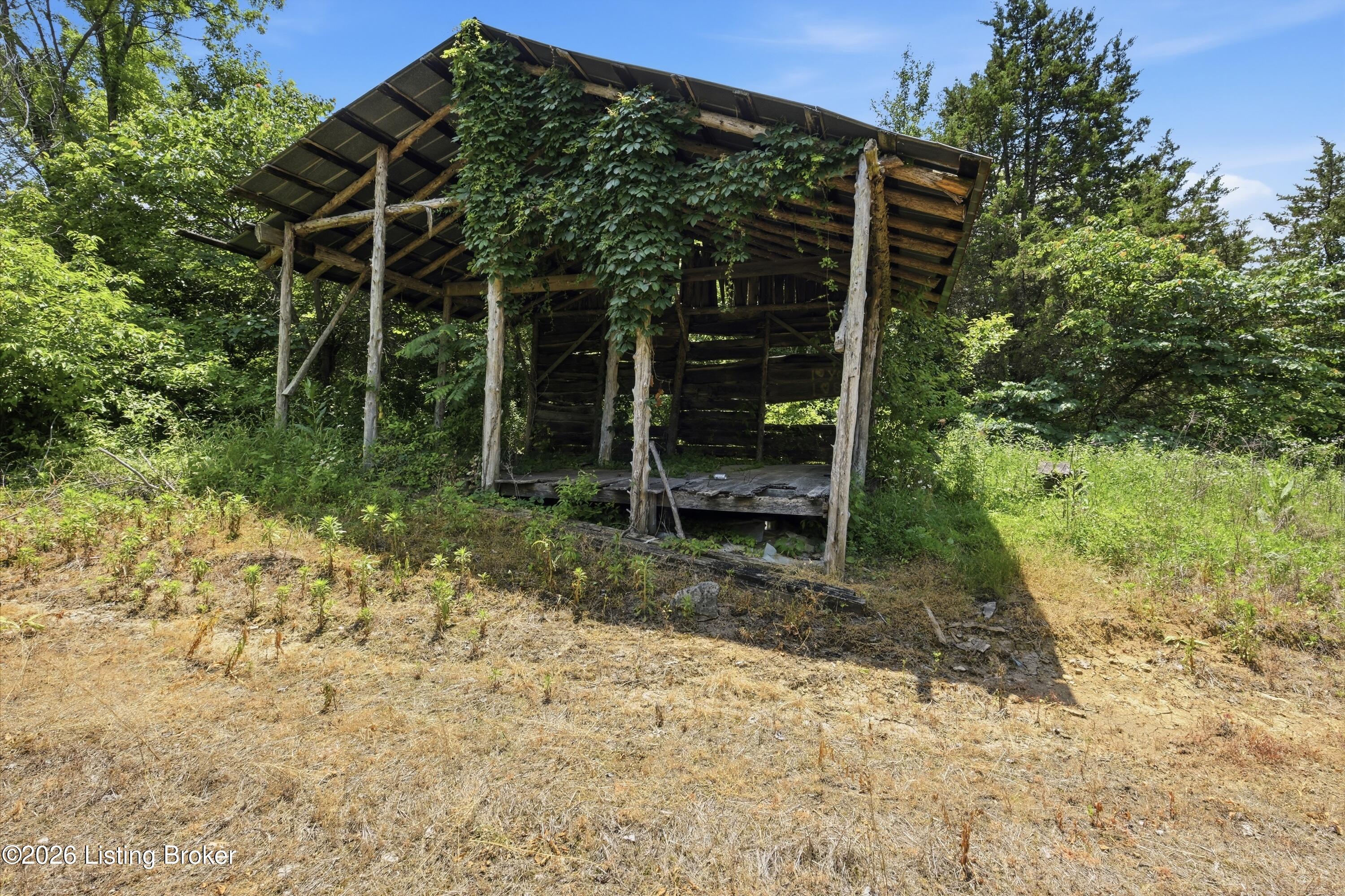 1411 Barebone Rd Property Photo 11