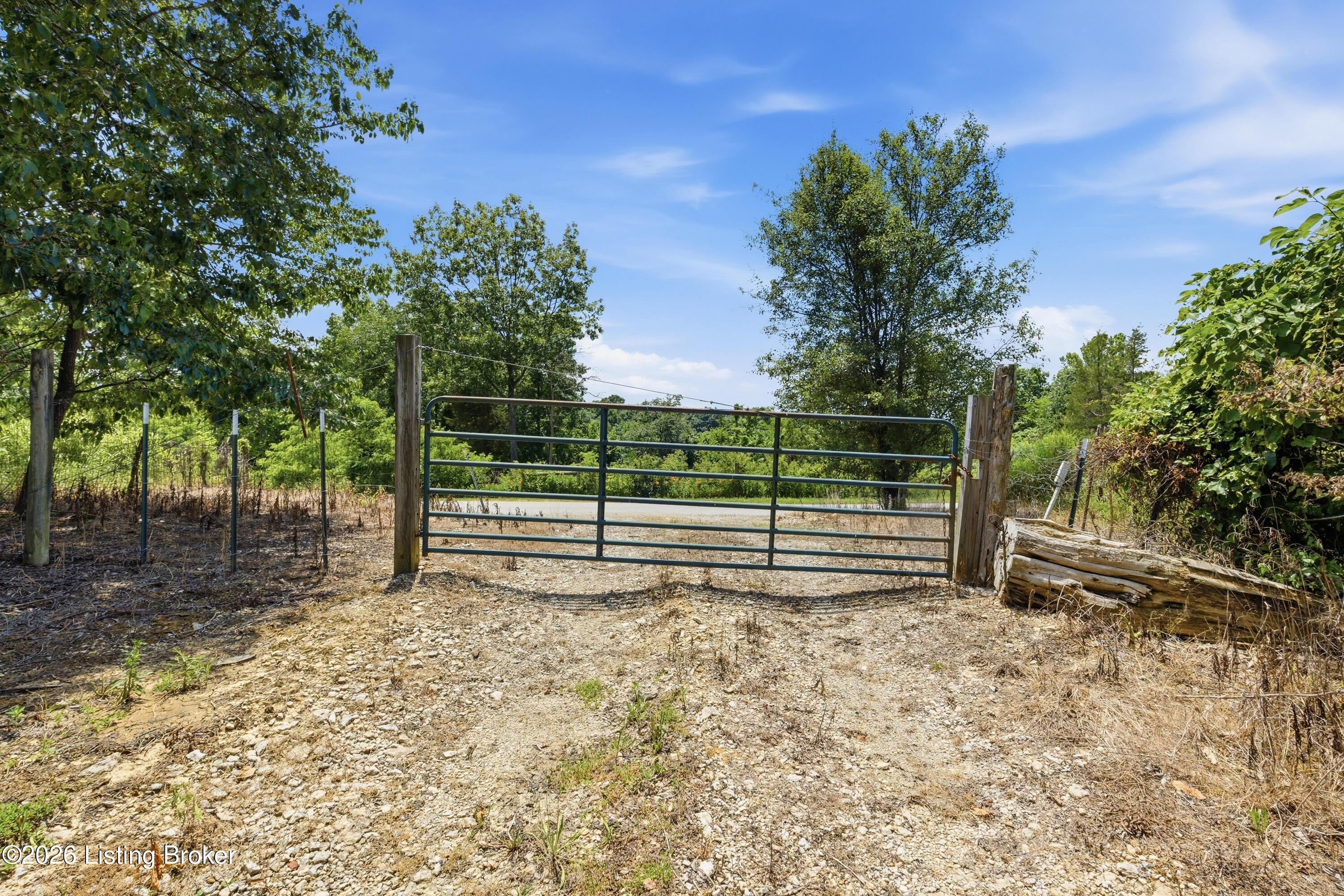 1411 Barebone Rd Property Photo 16