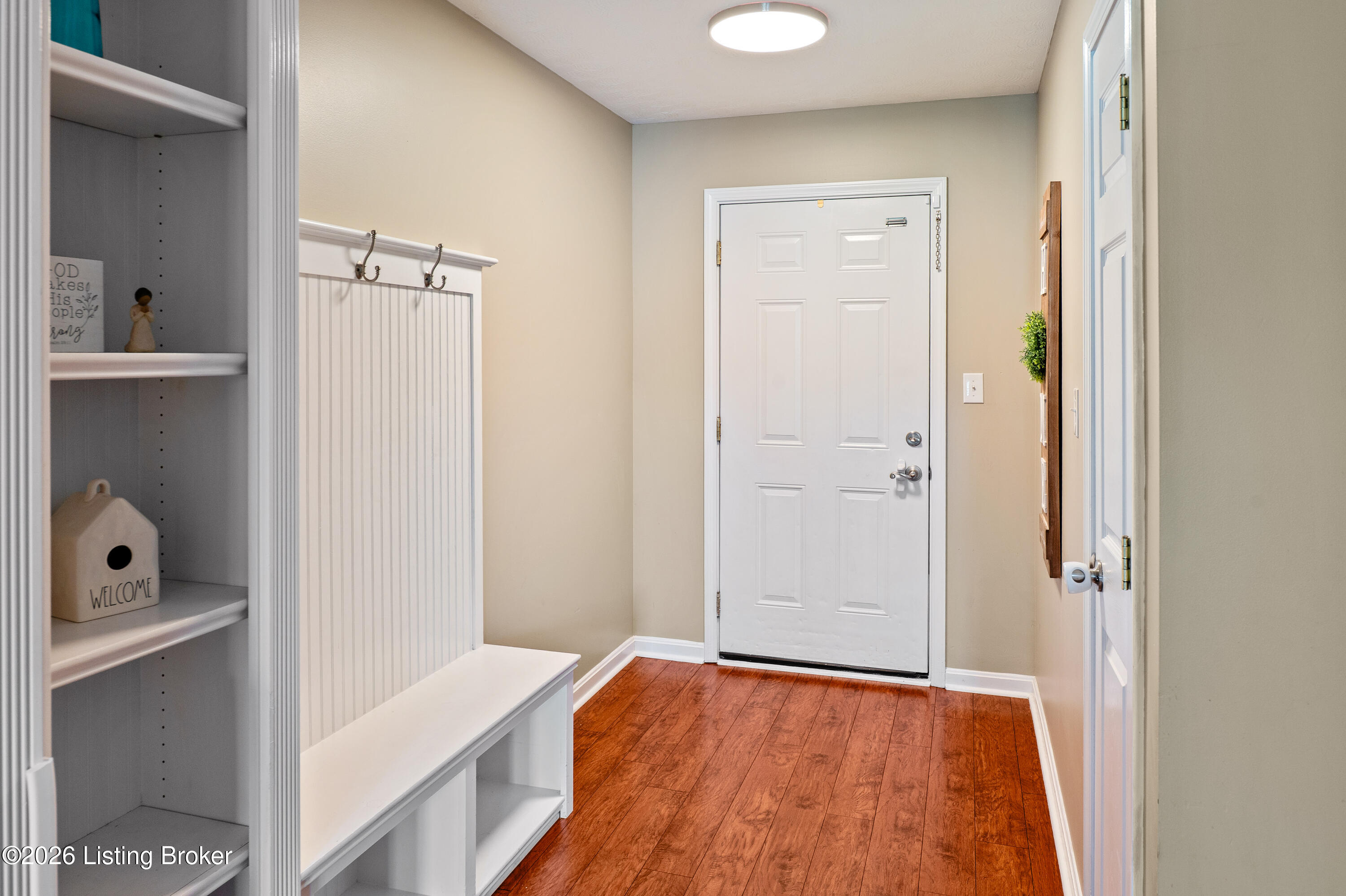 477 Erin Cir Property Photo 10