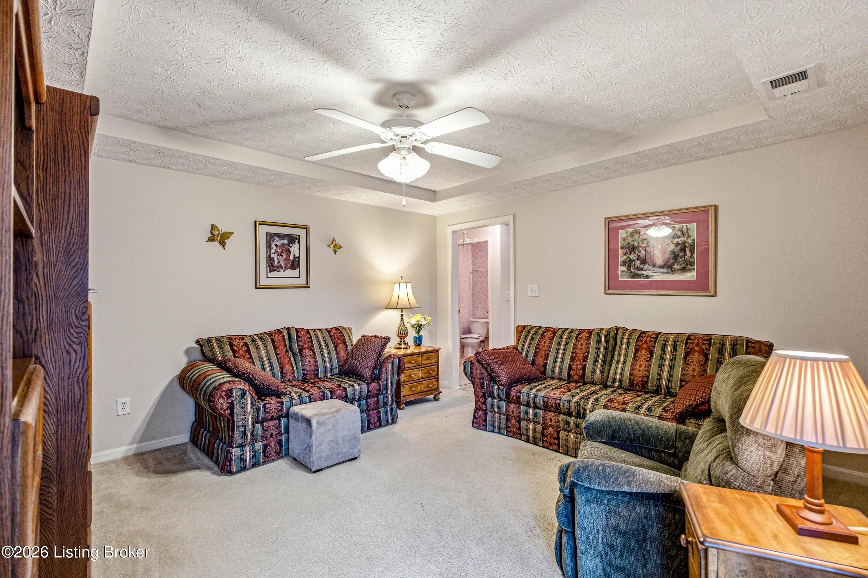 816 Garden Pointe Dr Property Photo 7