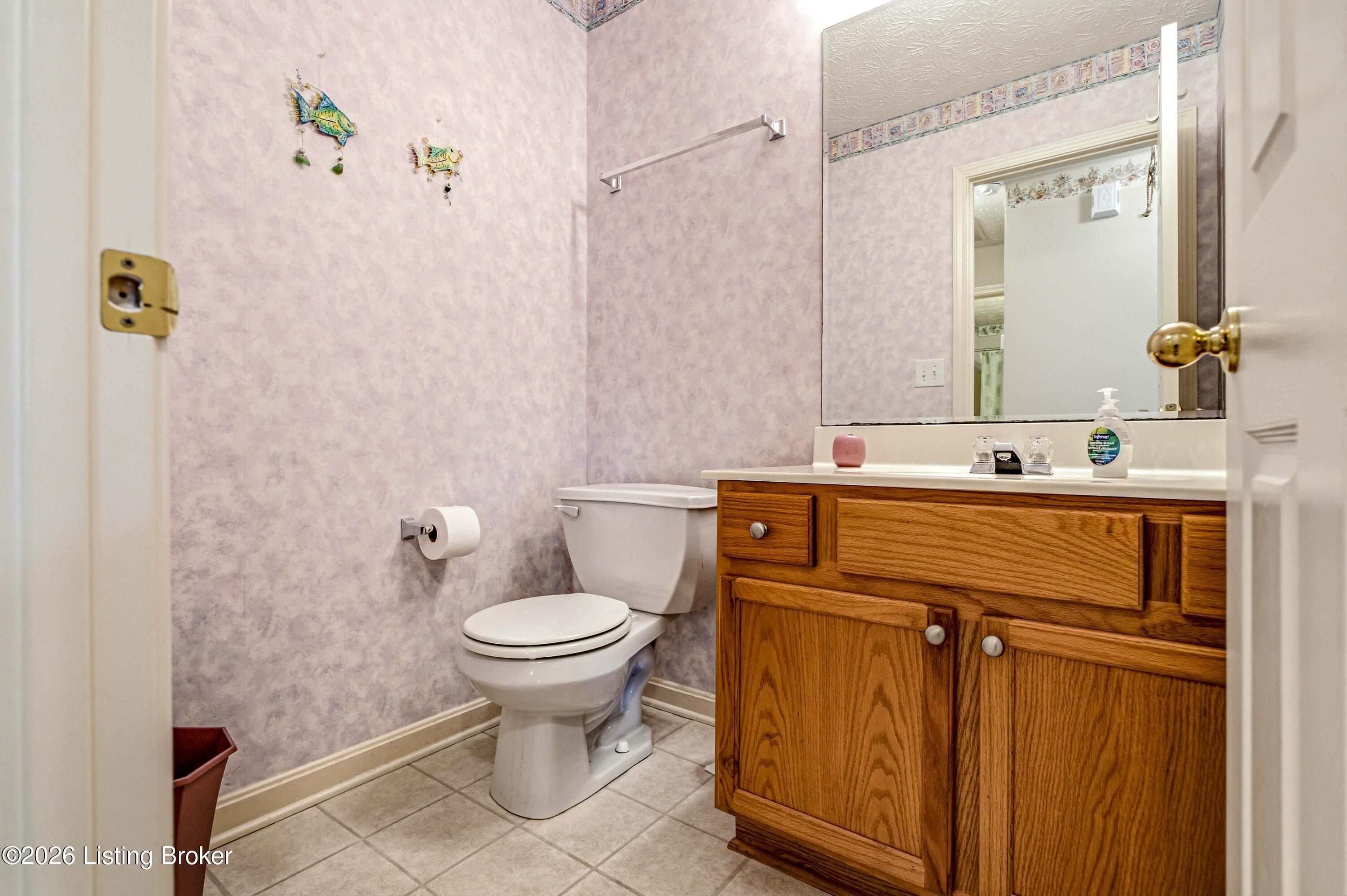 816 Garden Pointe Dr Property Photo 17
