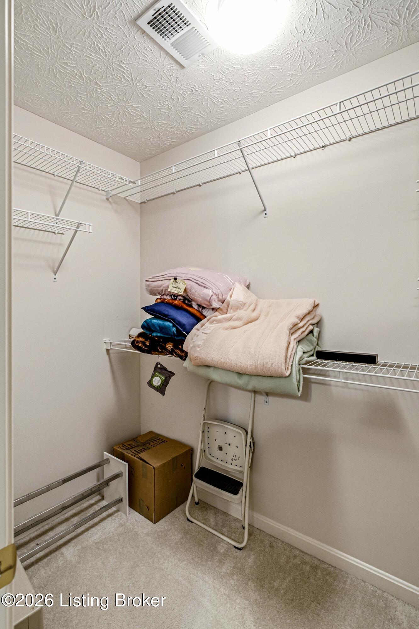 816 Garden Pointe Dr Property Photo 22