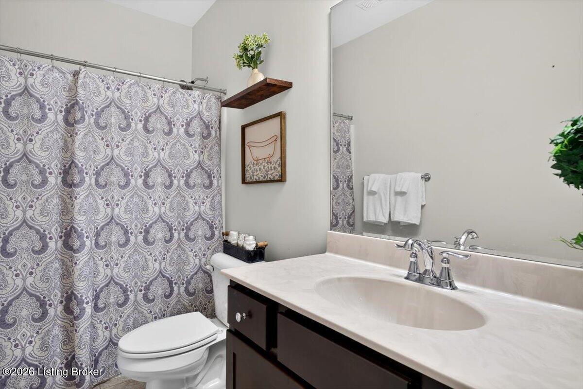 17314 Shakes Creek Dr Property Photo 34