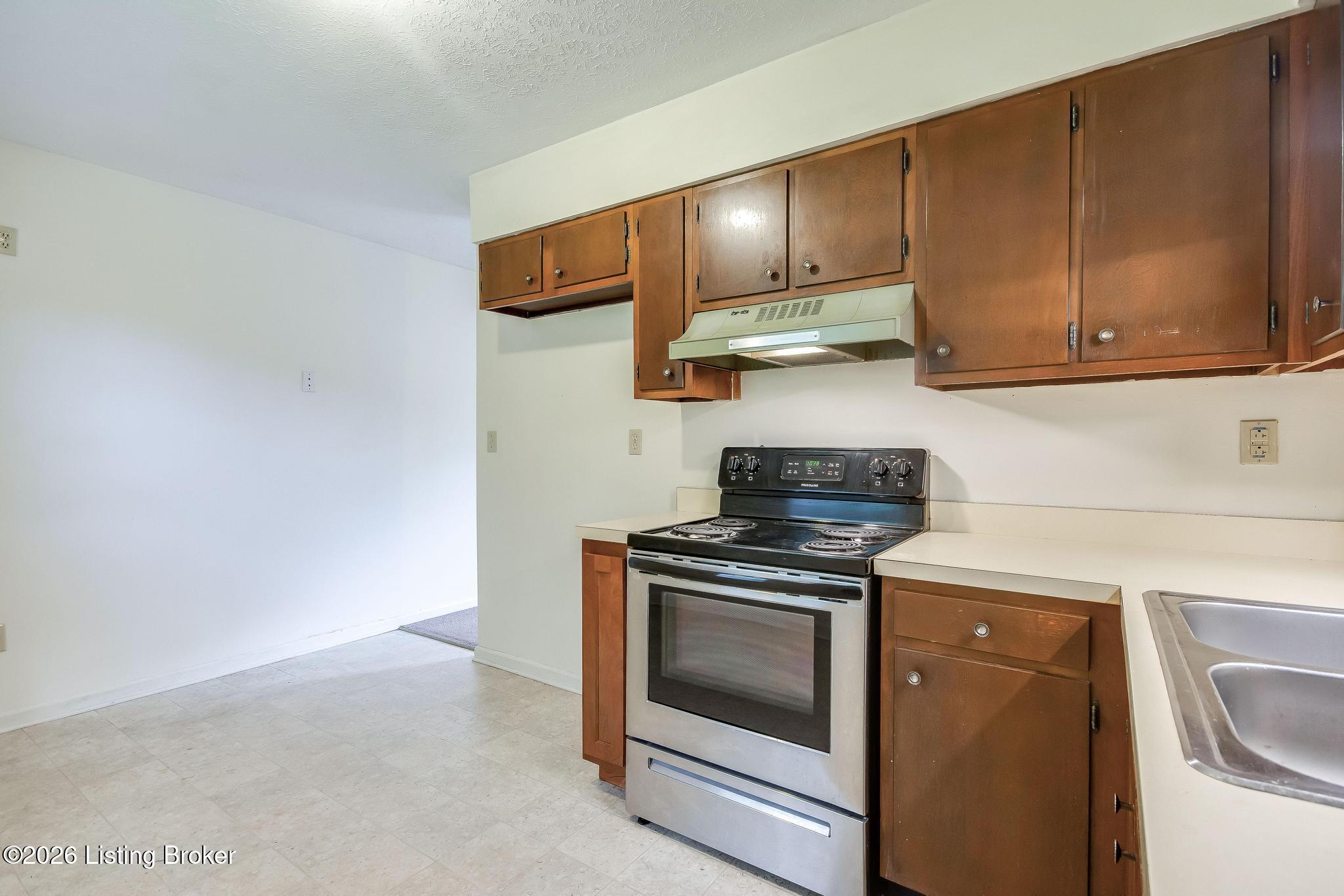 9316 Coolridge Dr Property Photo 9