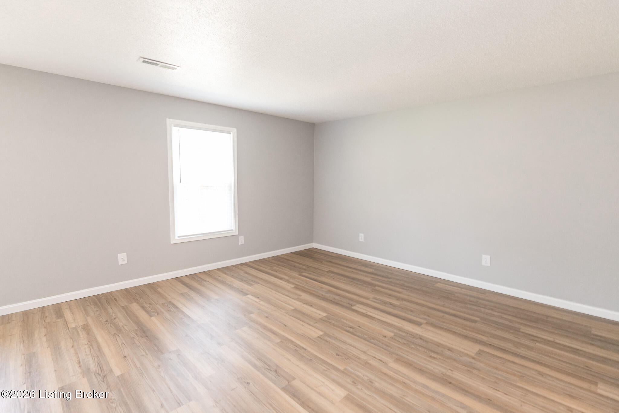 315 Berkley Ct Apt 1 Property Photo 4