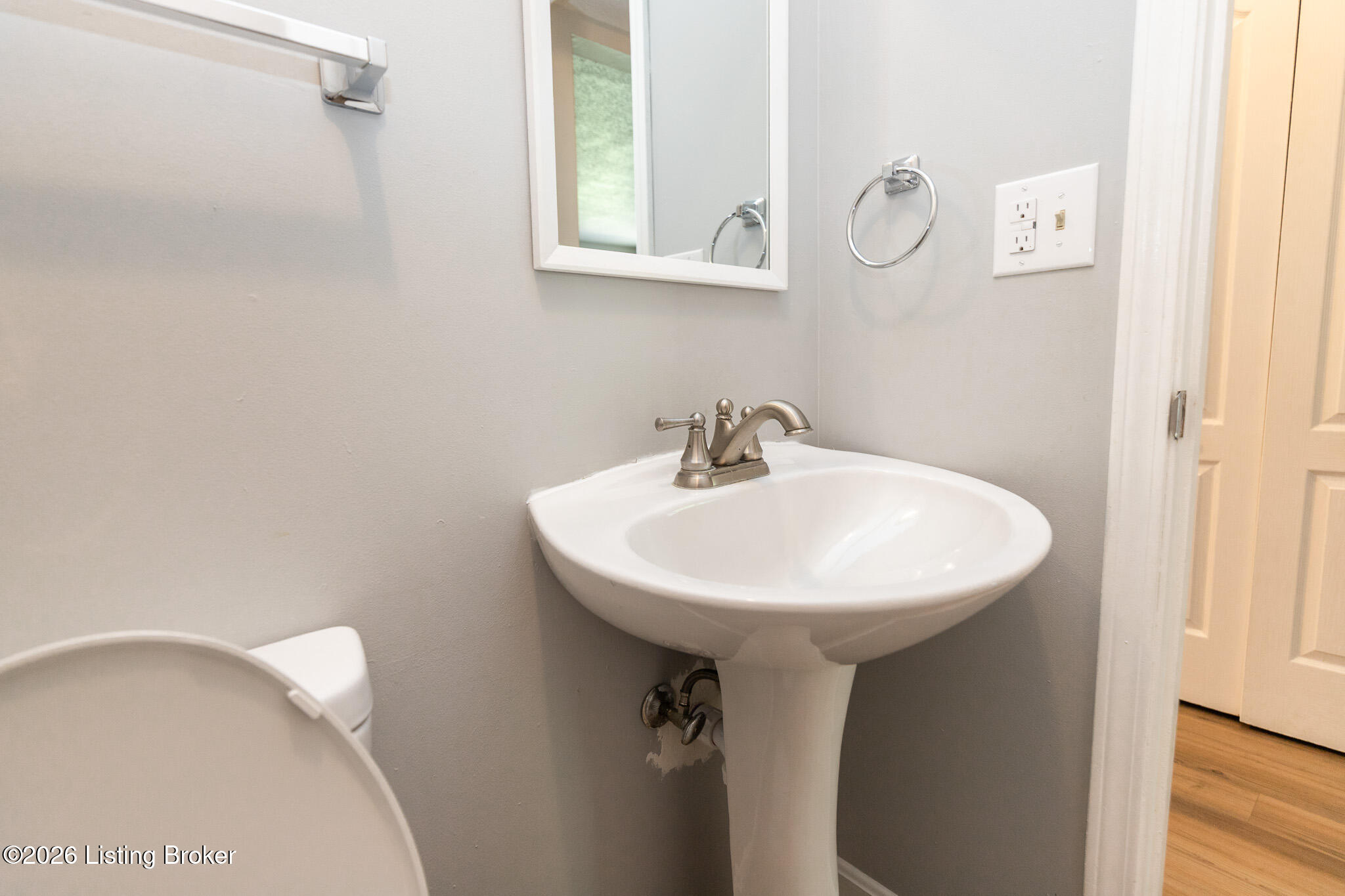 315 Berkley Ct Apt 1 Property Photo 8