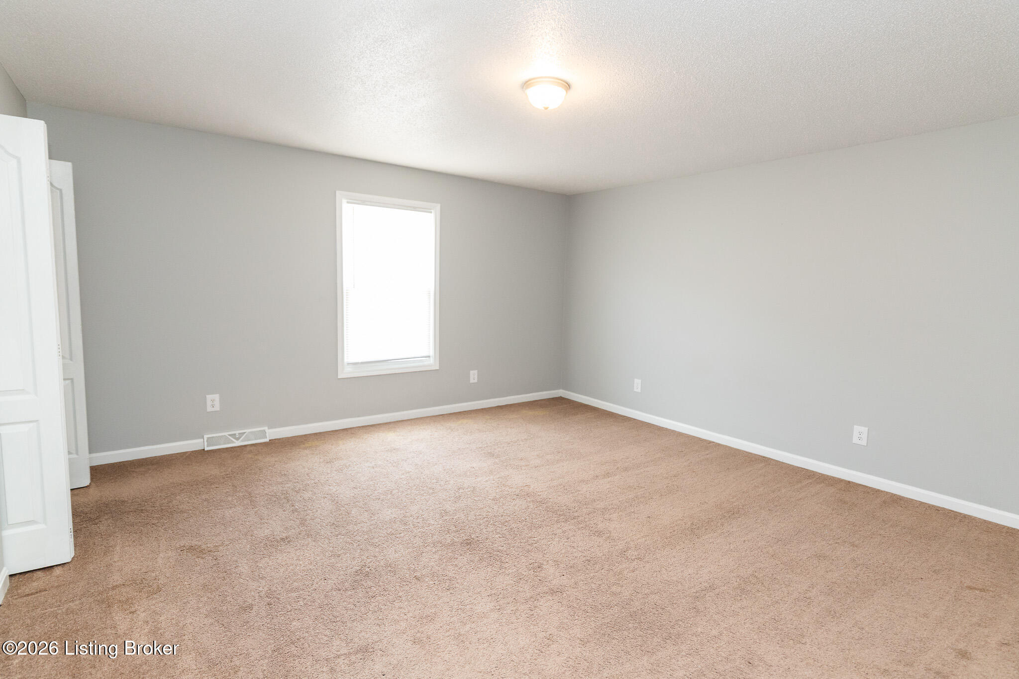 315 Berkley Ct Apt 1 Property Photo 23