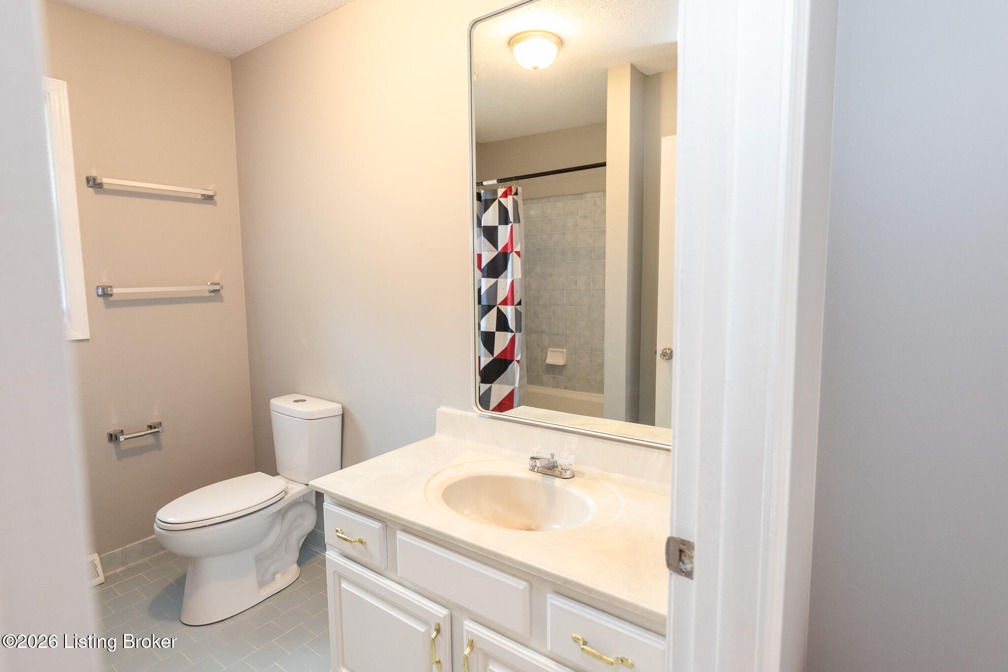 315 Berkley Ct Apt 1 Property Photo 32