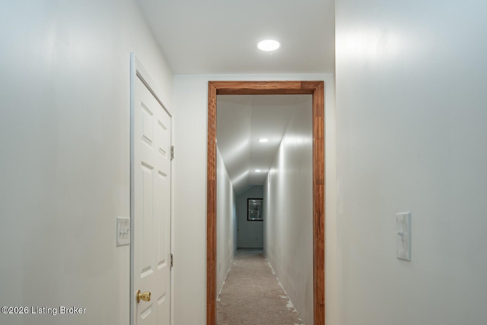 65 Arvin Ave Property Photo 17