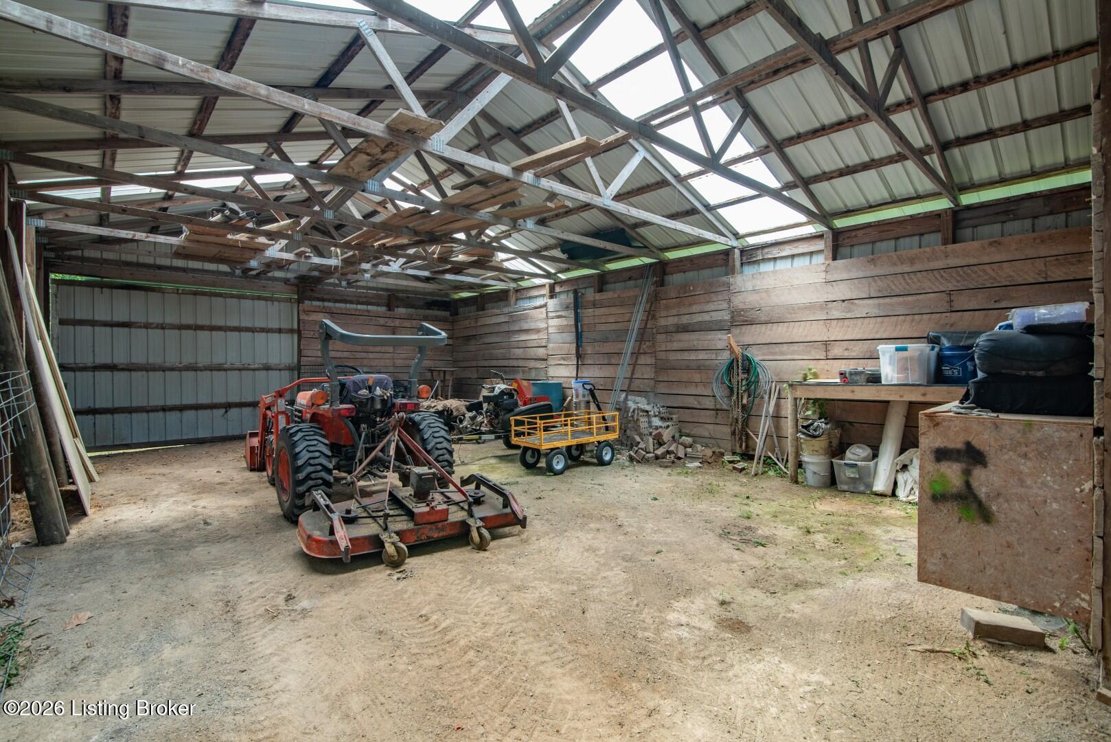 65 Arvin Ave Property Photo 24