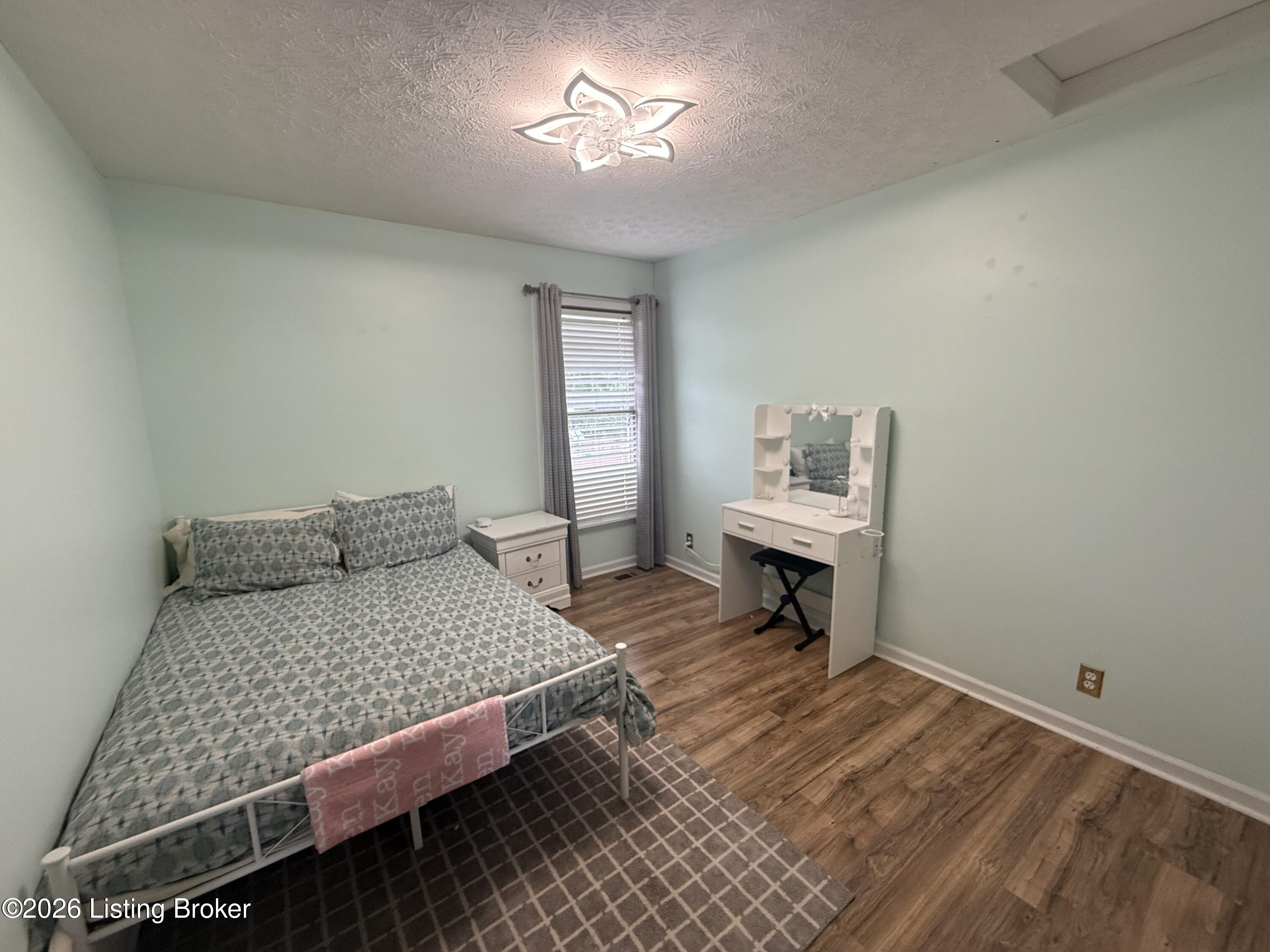 7115 Orchard Lake Blvd Property Photo 7