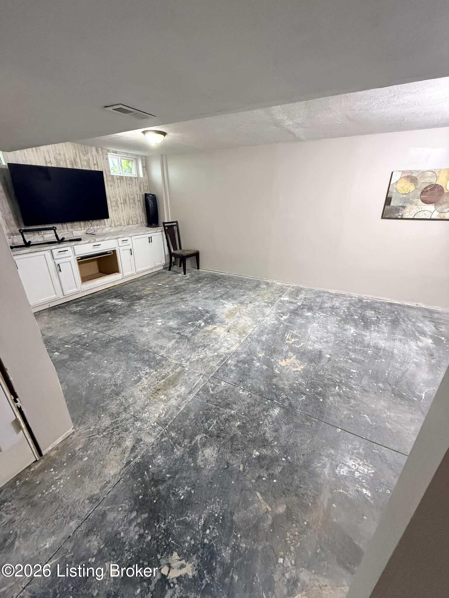 7115 Orchard Lake Blvd Property Photo 17