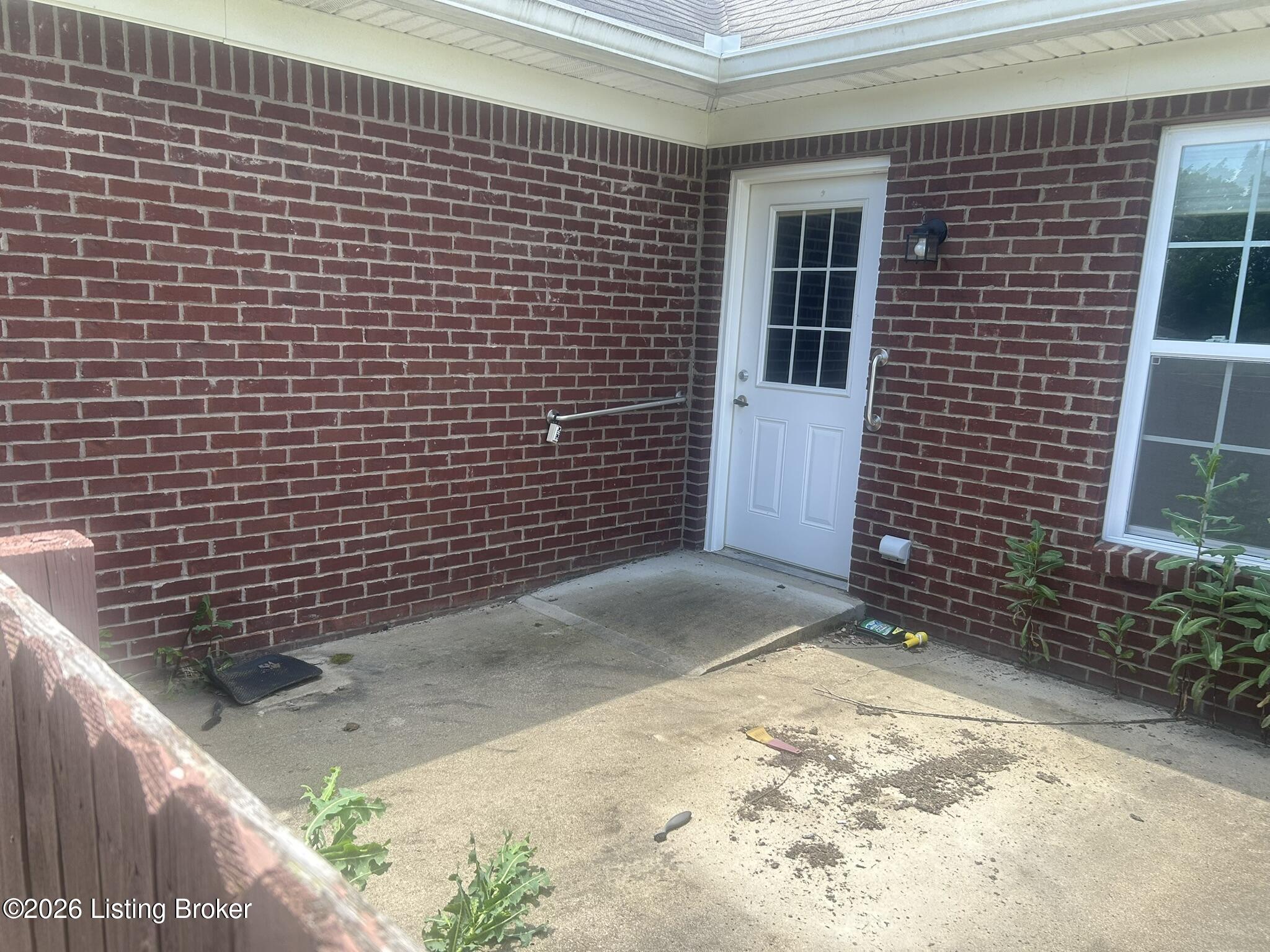 850 Garden Pointe Dr Property Photo 29