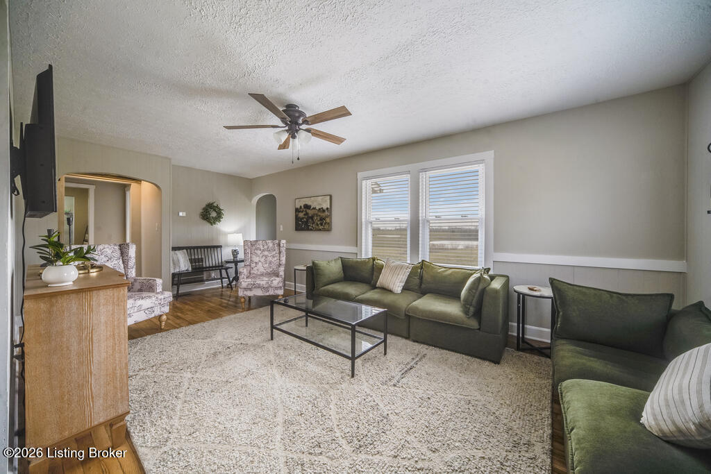 2767 Bardstown Trail Property Photo 4